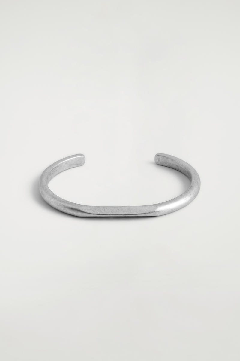 Cos Faceted Cuff In Silver