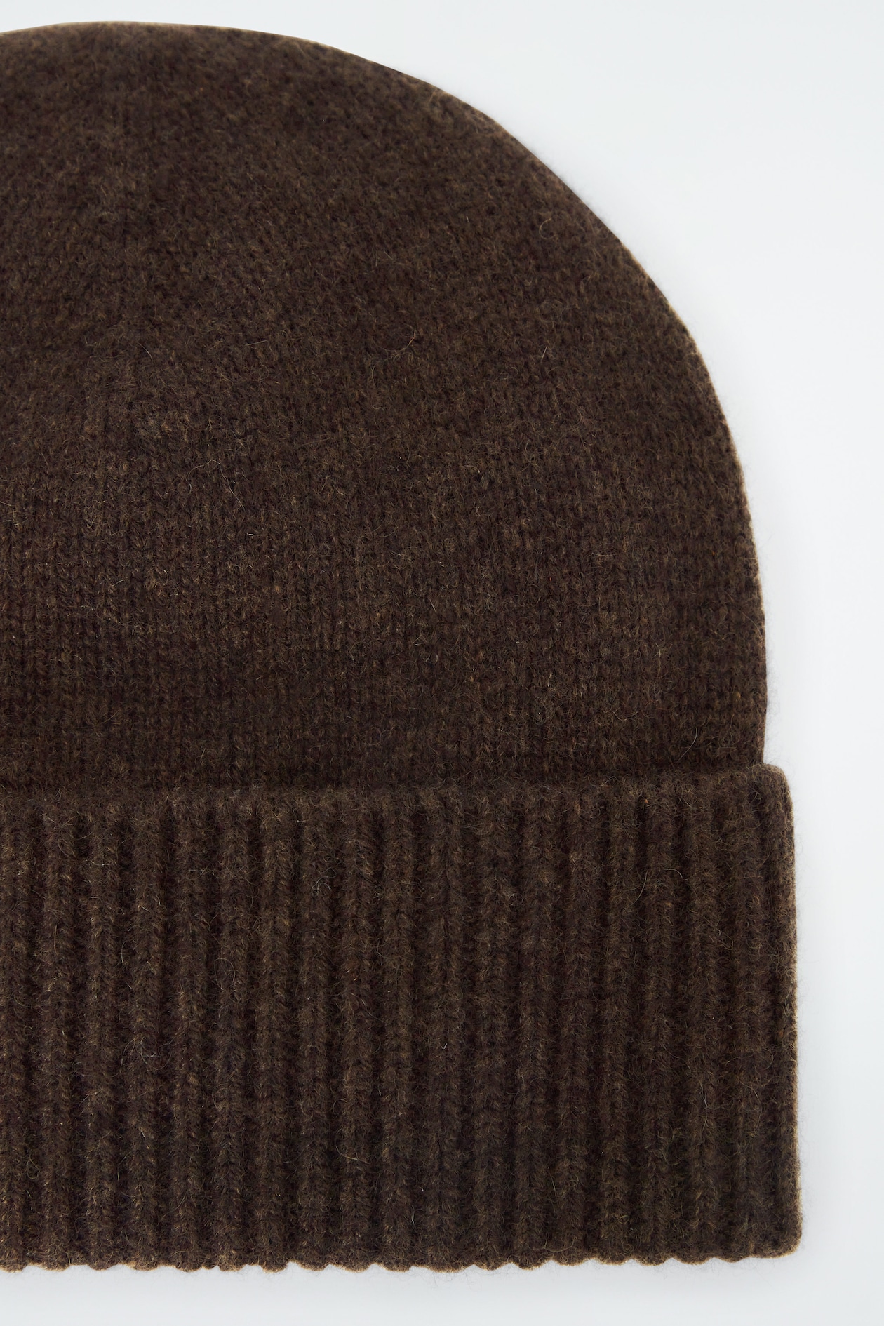 PURE CASHMERE BEANIE — DARK BROWN