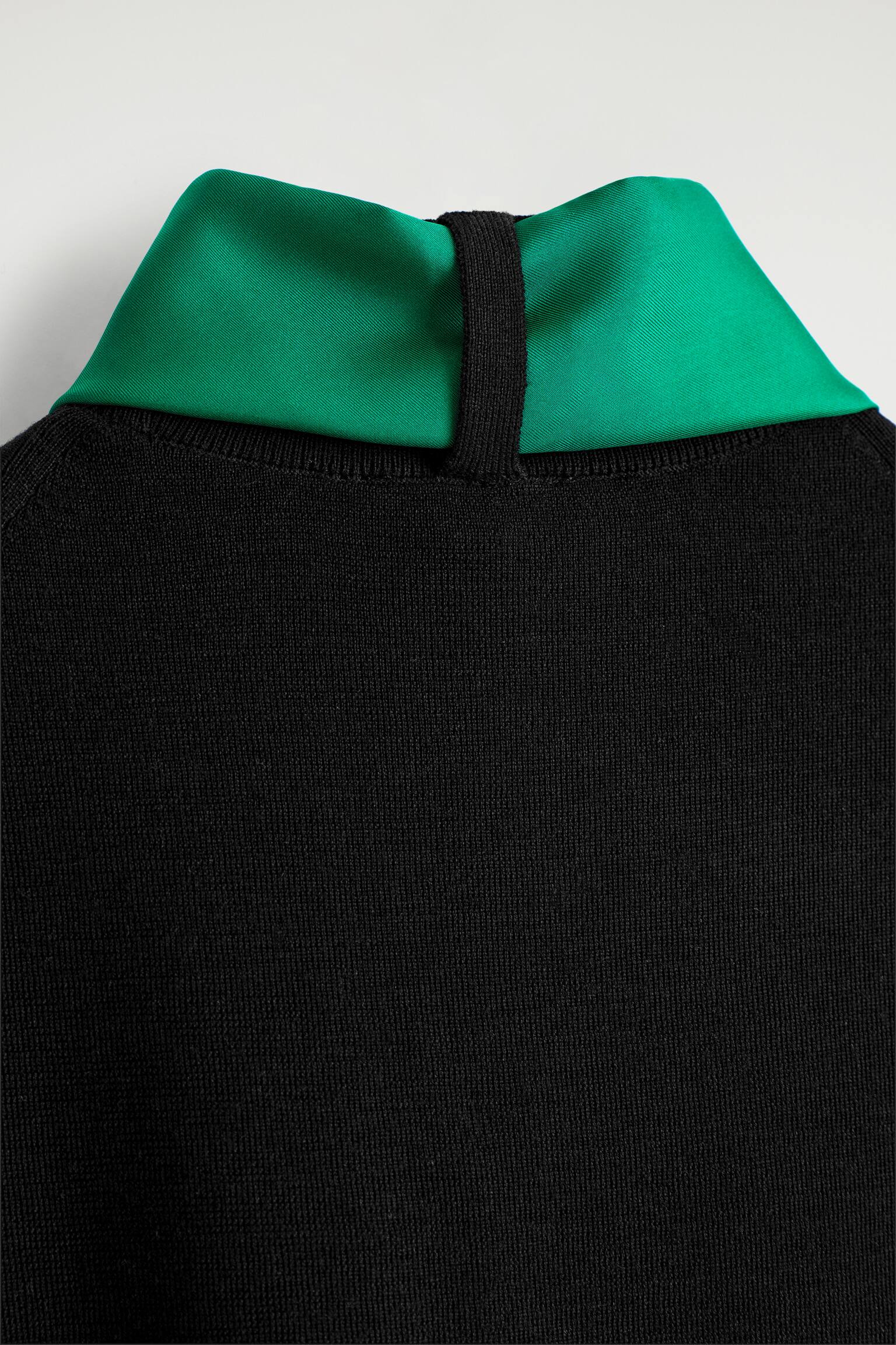 T-SHIRT IN LANA MERINO CON DETTAGLIO SCIARPA - BLACK / GREEN/AVORIO / CIOCCOLATO - 3