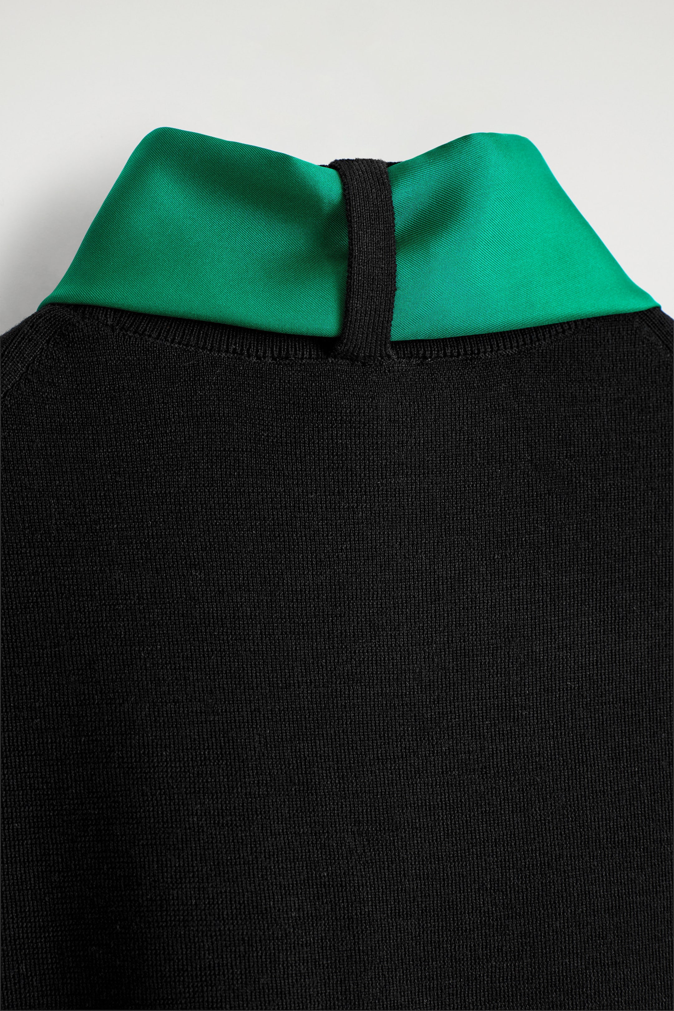 StillMedia/DescriptiveDetail