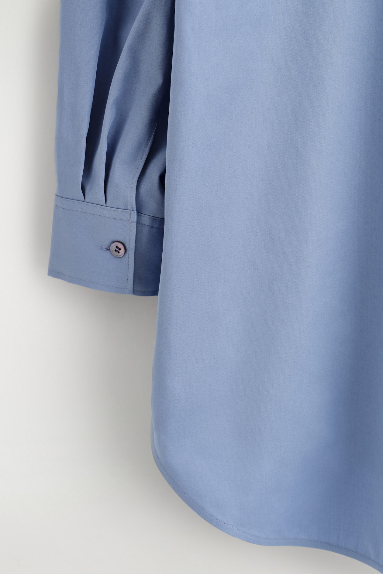 SCULPTURAL COTTON SHIRT — BLUE