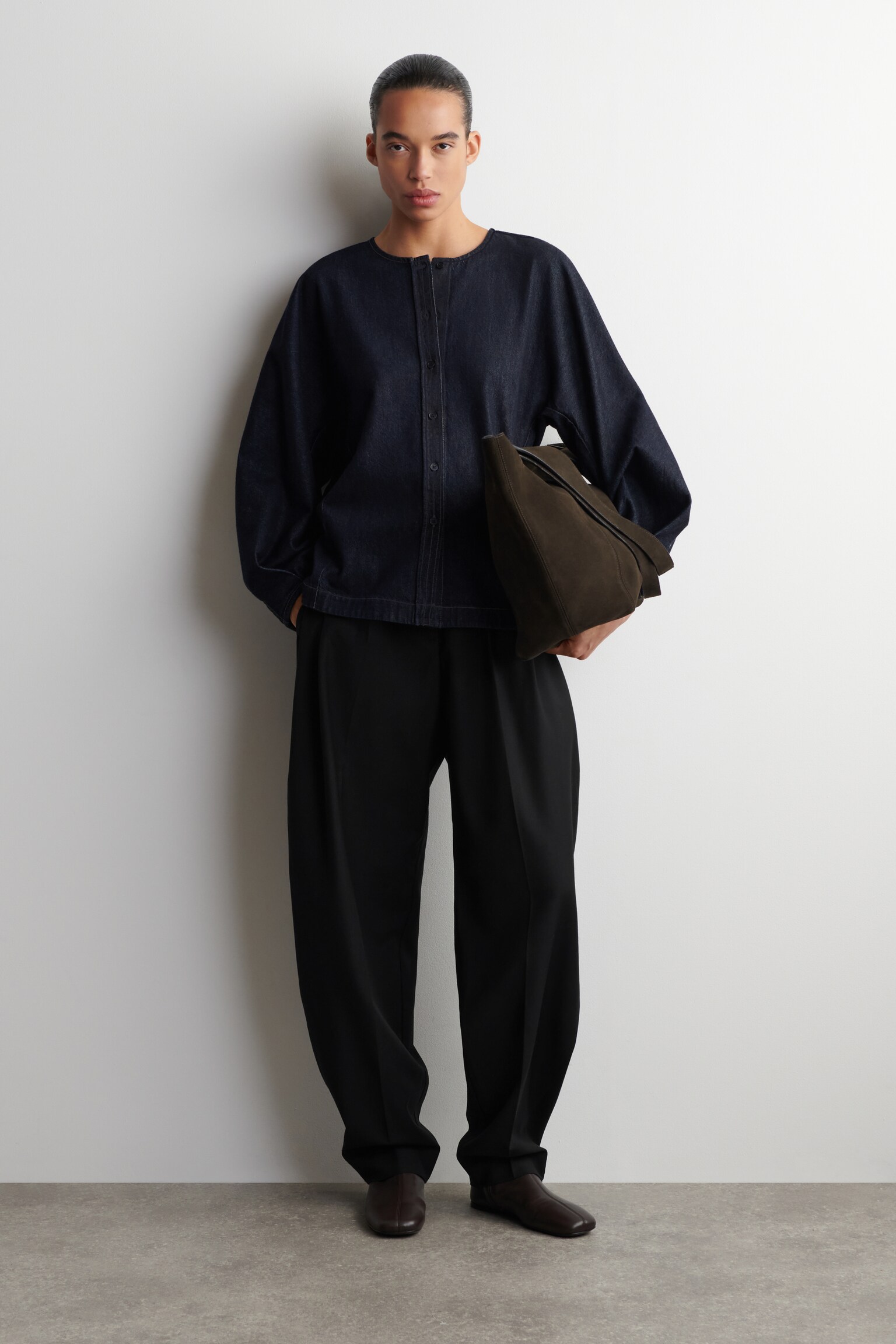 TOP IN DENIM DALLA LINEA ARROTONDATA - INDACO - 7