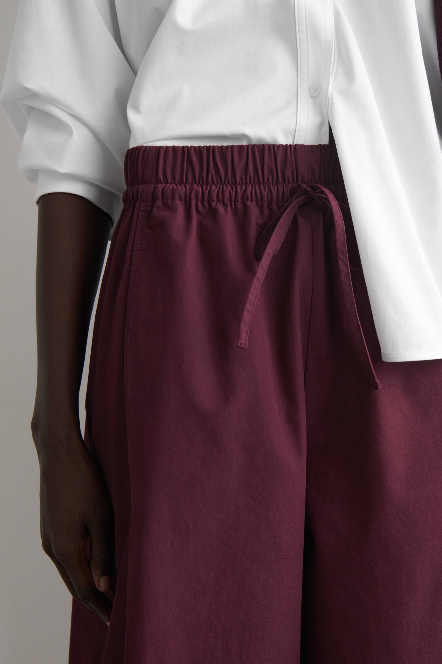 מכנסיים עם רגל בצורת חבית אלסטית - DARK RED/DARK BROWN - 4