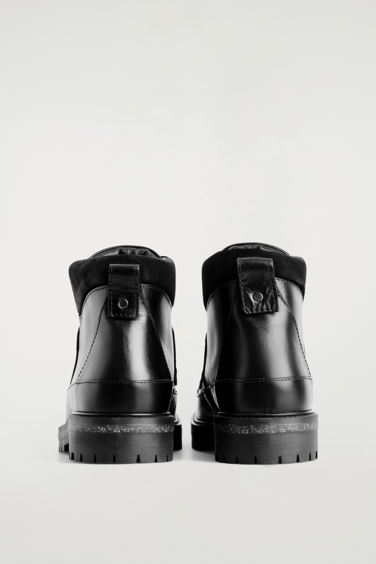 BOTAS DE MONTAÑA DE PIEL - NEGRO/MARRÓN - 5