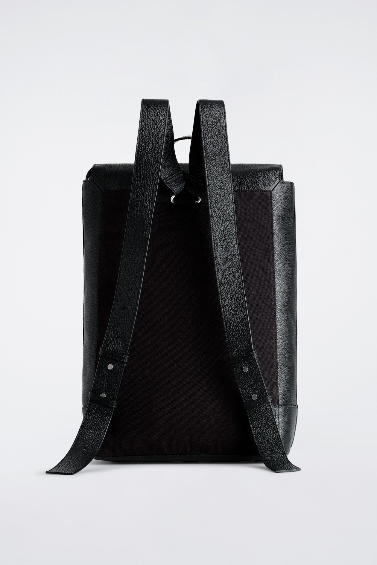 COS Unstructured Leather Backpack Drawstring Black Minimalist Casual Work Travel COS Unstructured Leather Backpack in Black | Lyst UK main image 4