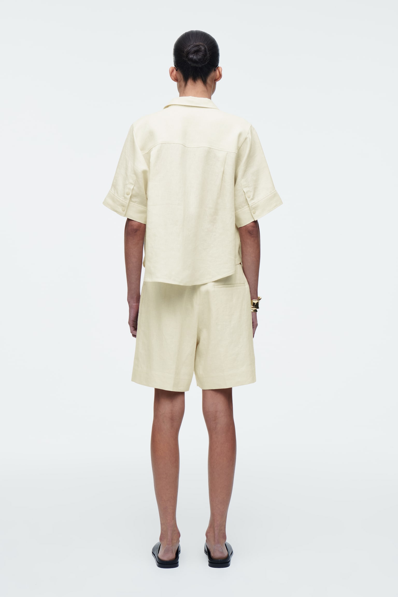 CHEMISE MANCHES COURTES SILHOUETTE CARRÉE EN LIN - JAUNE BEURRE/VERT/BLEU MARINE/BLANC - 4