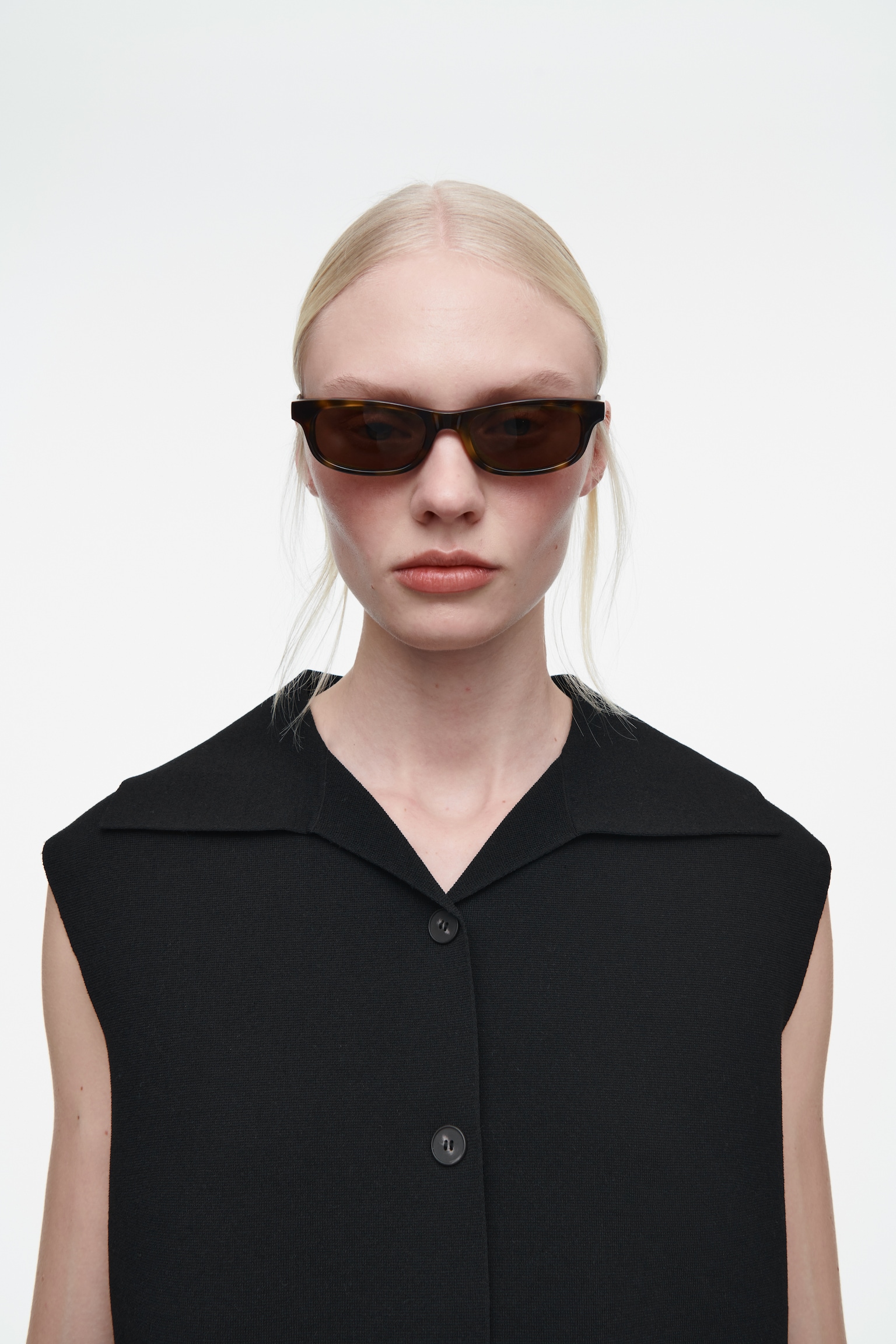 CHALECO DE PUNTO CON CUELLO - NEGRO - 3