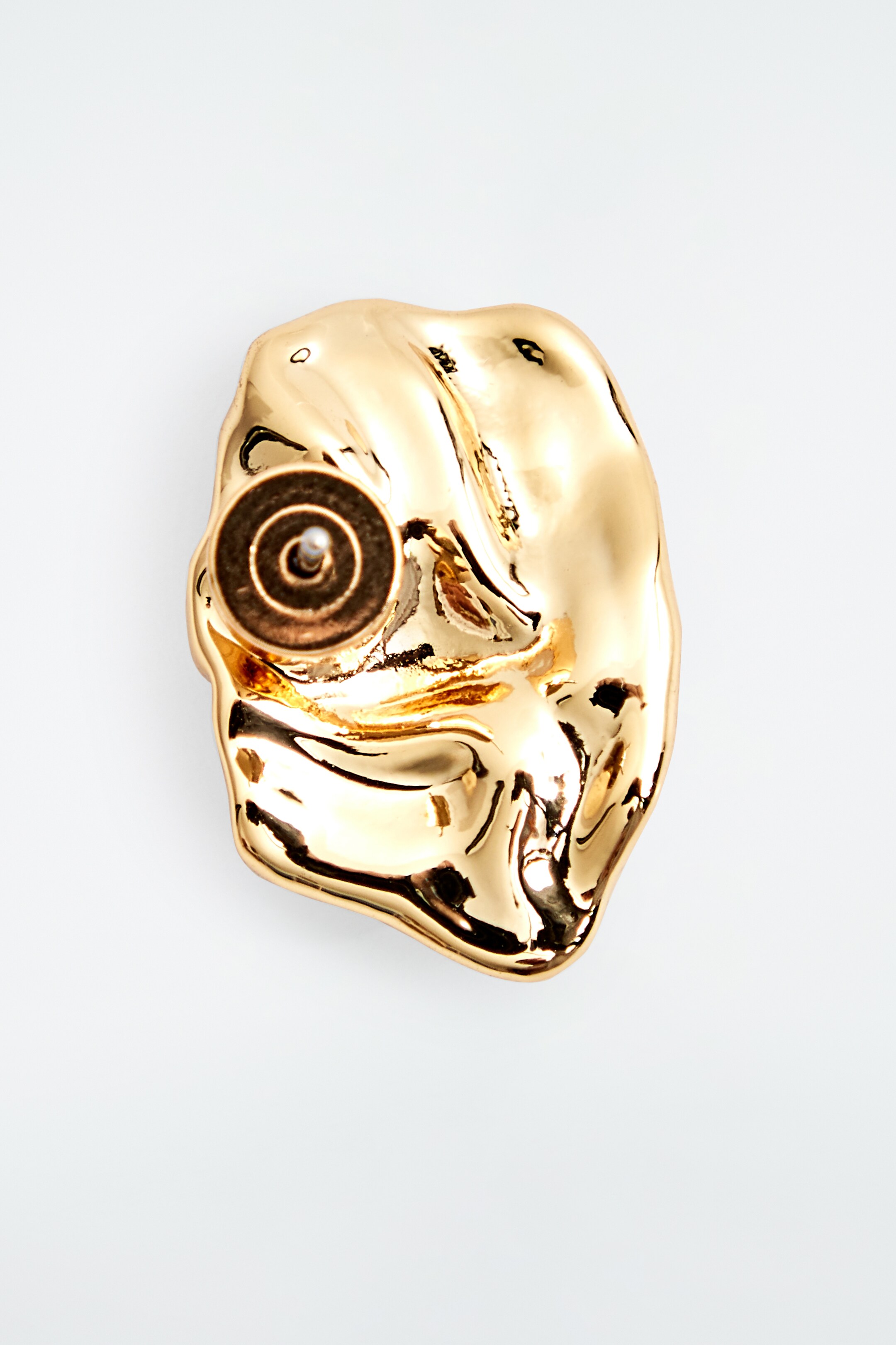 Ingrandisci l'immagine: SMALL SCRUNCHED MISMATCHED EARRINGS - GOLD - DONNA | H&M CH 2