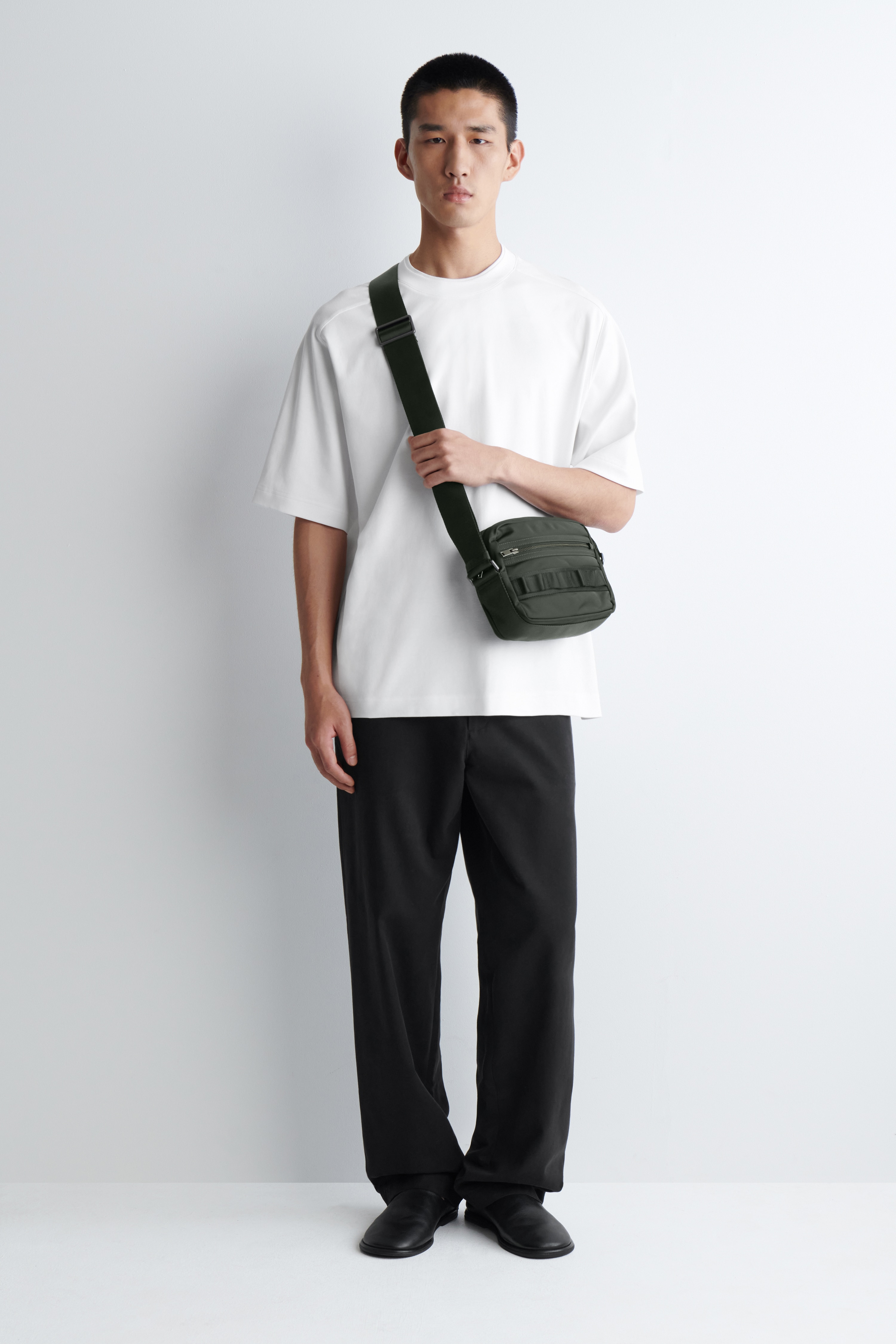 TRANSIT UMHÄNGETASCHE - NYLON - KHAKI/NAVYBLAU/GRAU