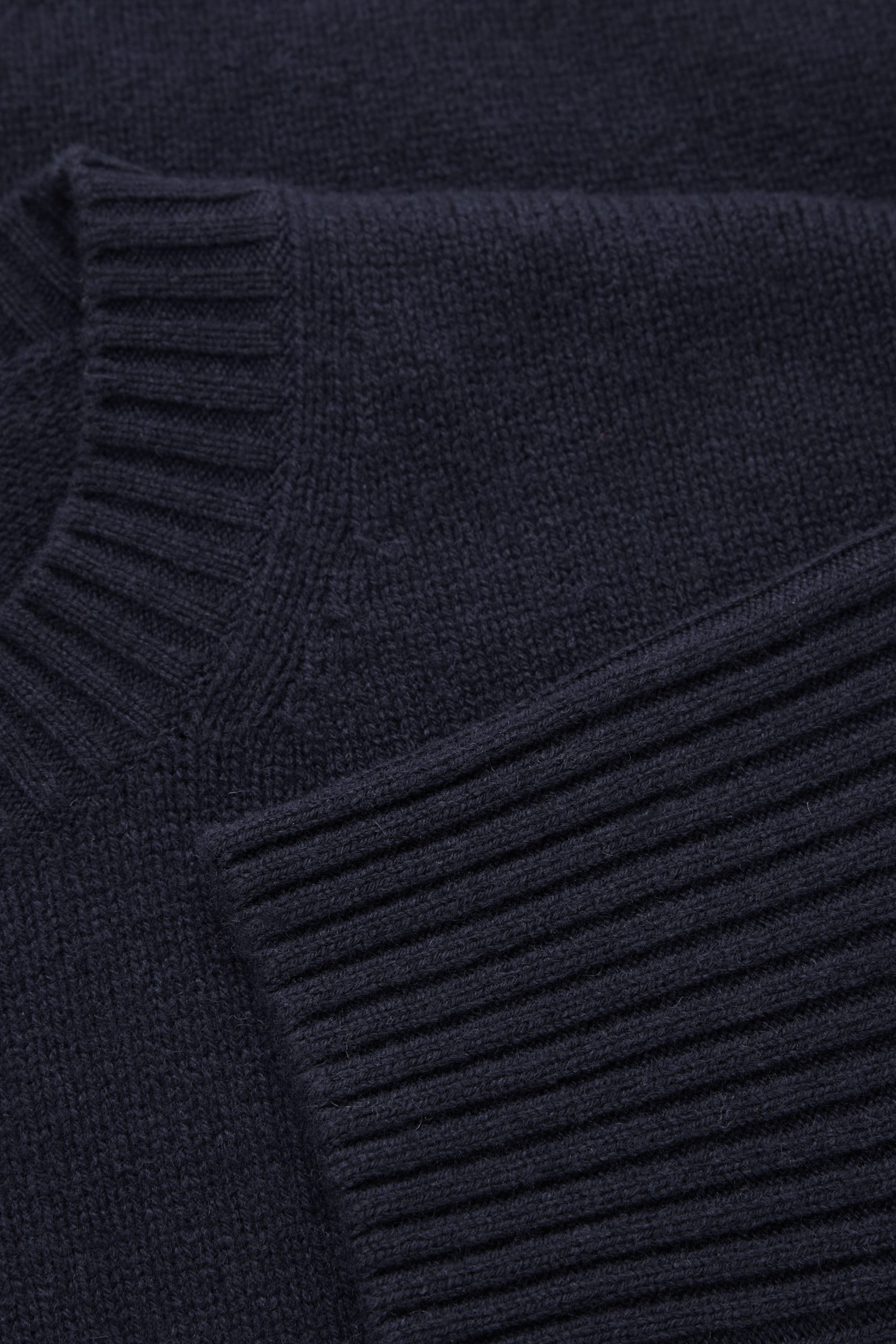 StillMedia/DescriptiveDetail