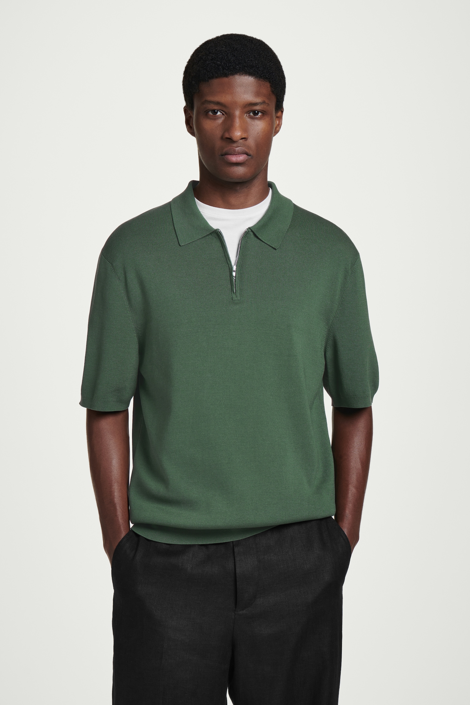 POLO REGULAR DEMI-ZIPPÉ EN MAILLE - VERT/NOIR