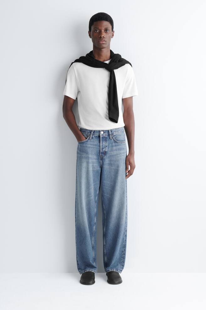 RIDER JEANS MIT GERADEM BEIN UND LOCKERER PASSFORM - VERBLASSTES BLAU/SCHWARZ/HELLBLAU/BEIGE/MITTELBLAU/SCHWARZE WASCHUNG - 1