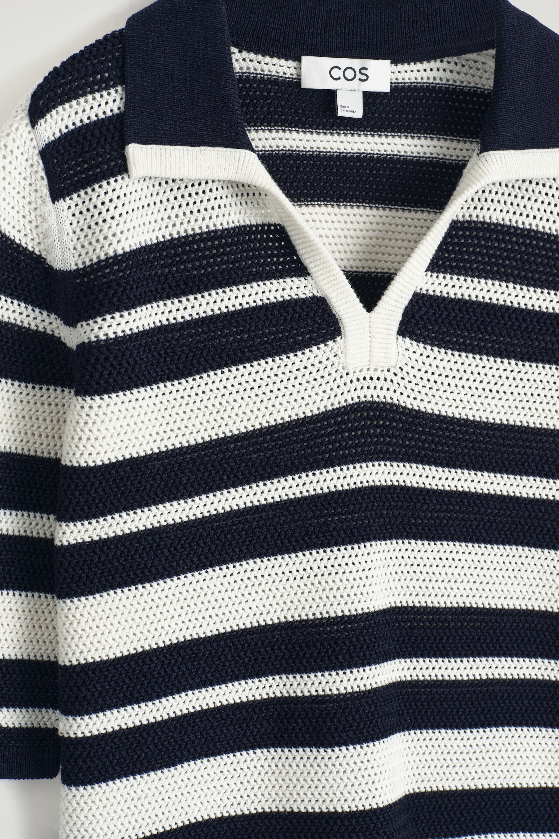 Visualizza immagine più grande: POLO CON LAVORAZIONE A MAGLIA APERTA - BIANCO / RIGHE - DONNA | H&M IT 7