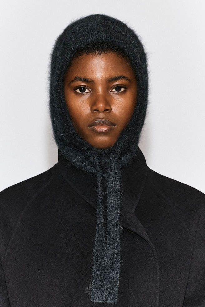 BRUSHED-CASHMERE HOOD — CHARCOAL