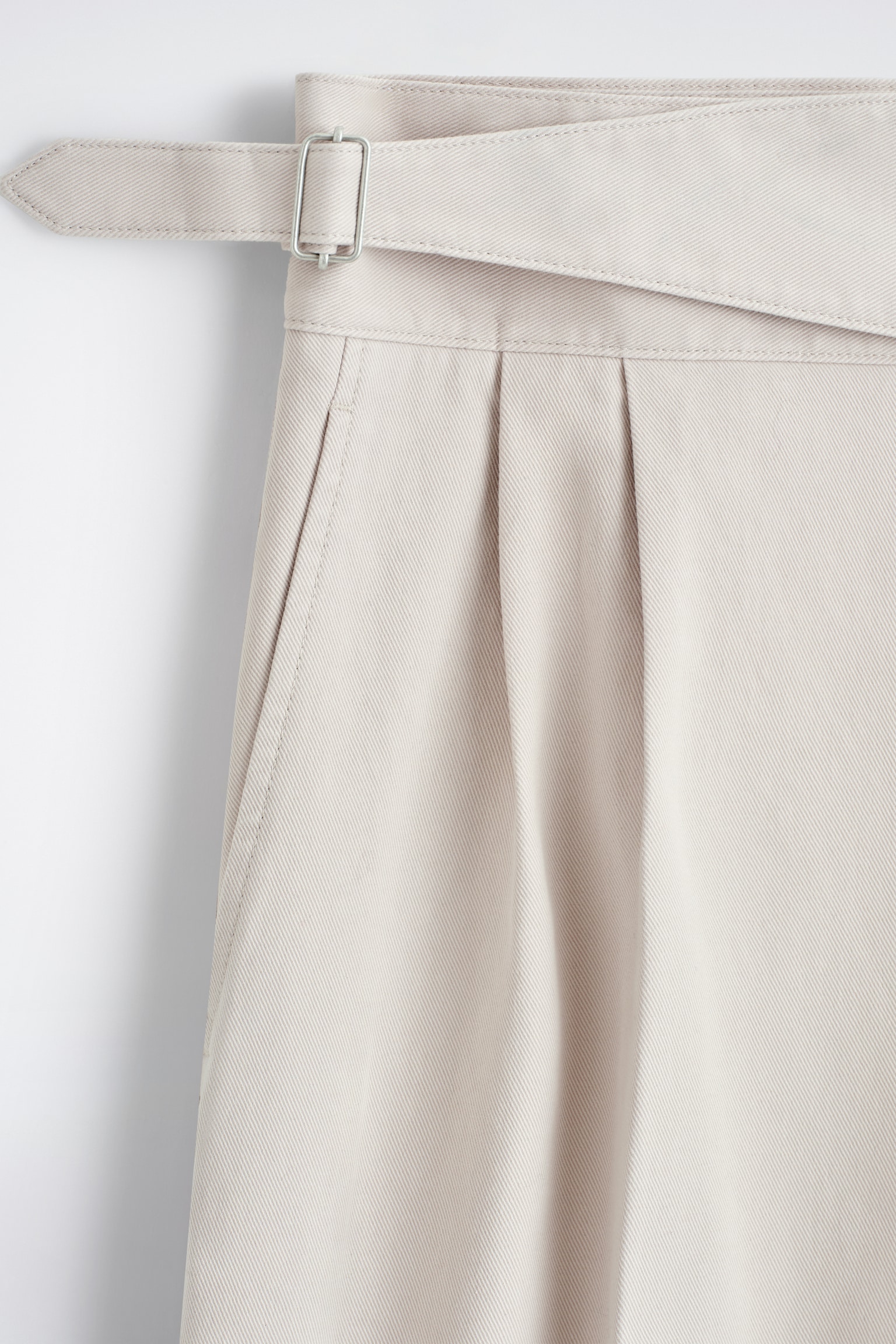 PANTALON LARGE À PLIS CEINTURÉ - BEIGE CLAIR/BLACK - 5