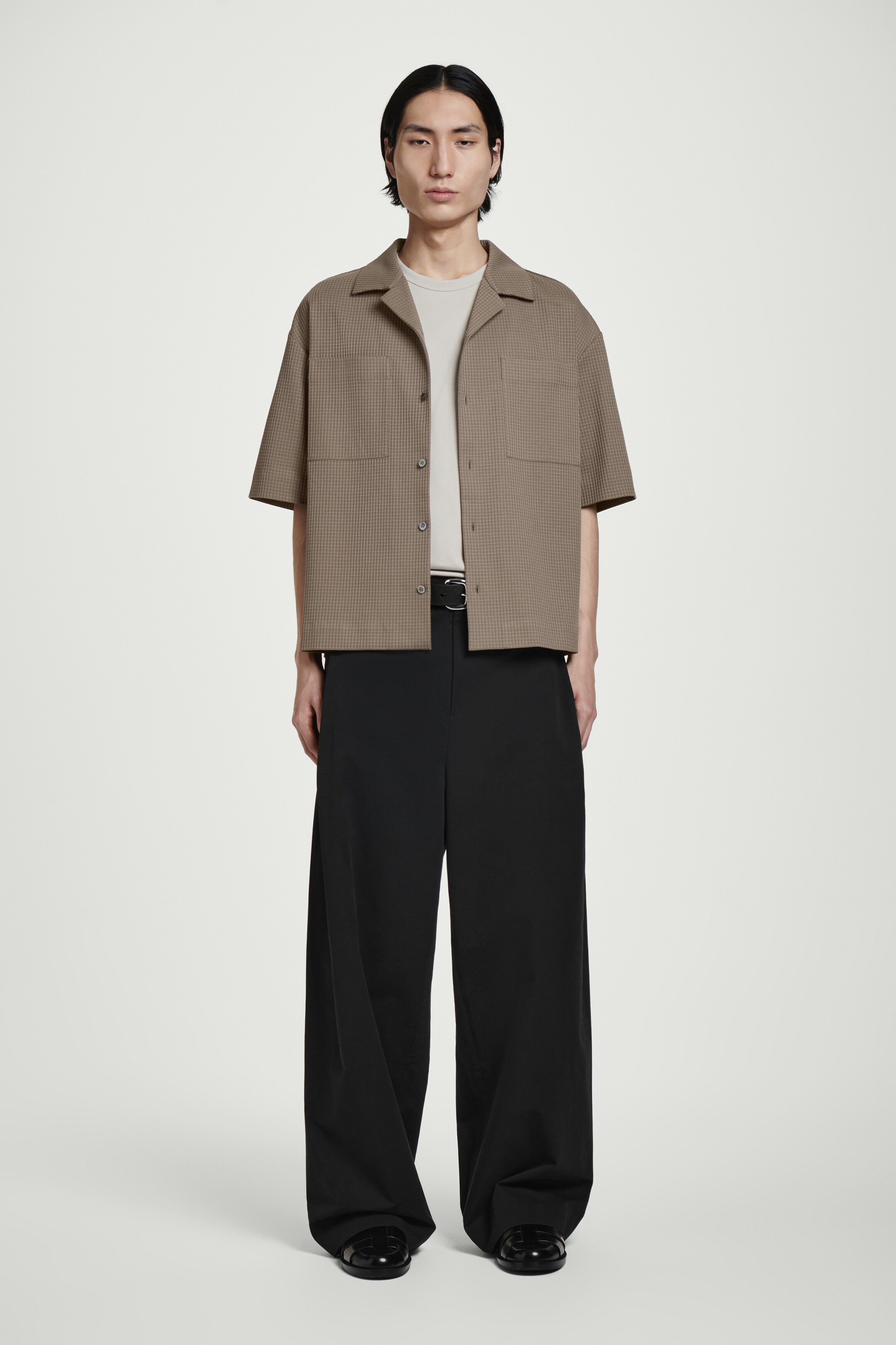 Agrandir l'image: CHEMISE RESORT DÉCONTRACTÉE EN COTON TEXTURÉ - BRUN - HOMME | H&M CH 2