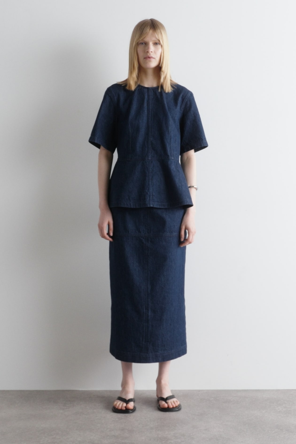 DENIM PENCIL SKIRT