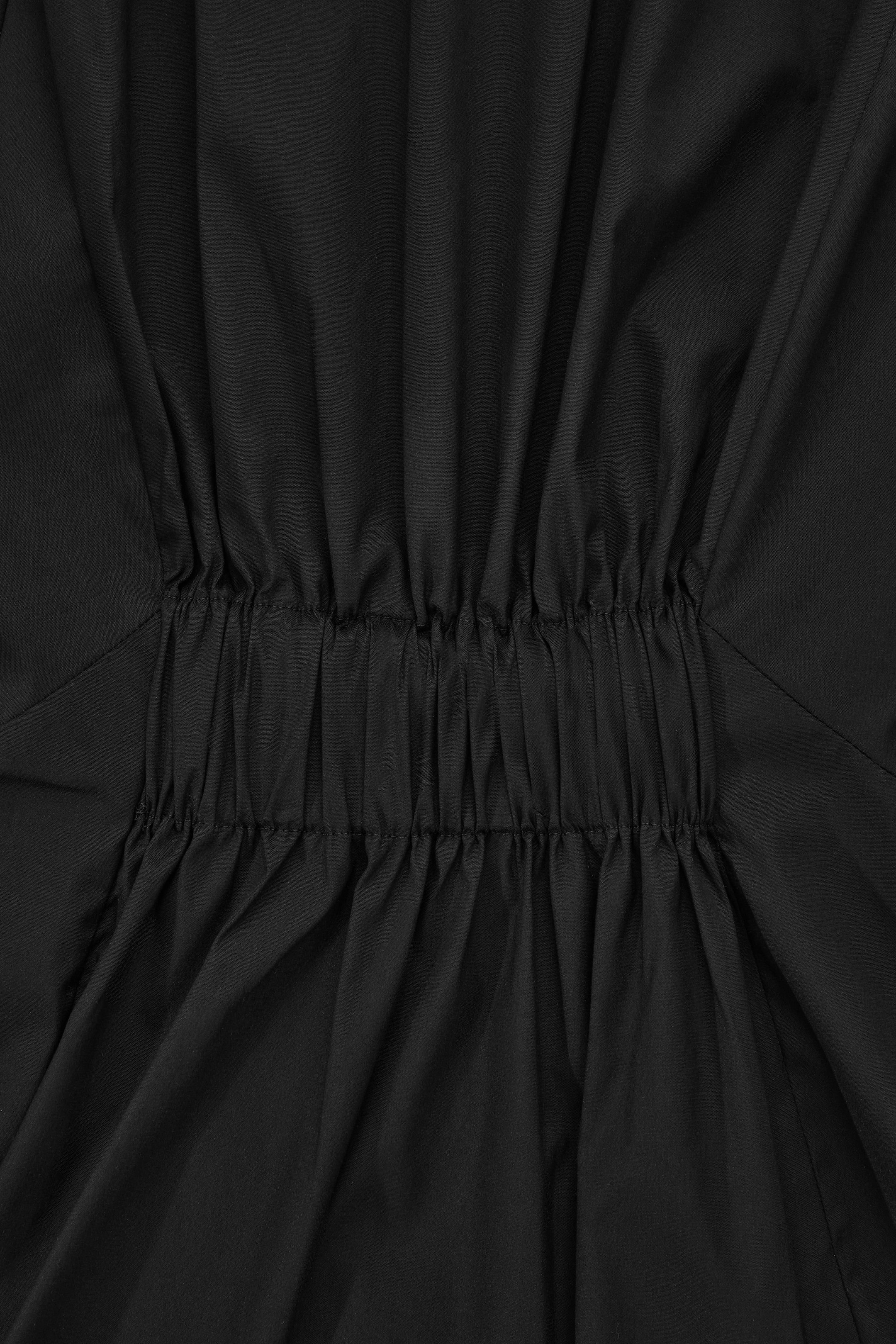 StillMedia/DescriptiveDetail