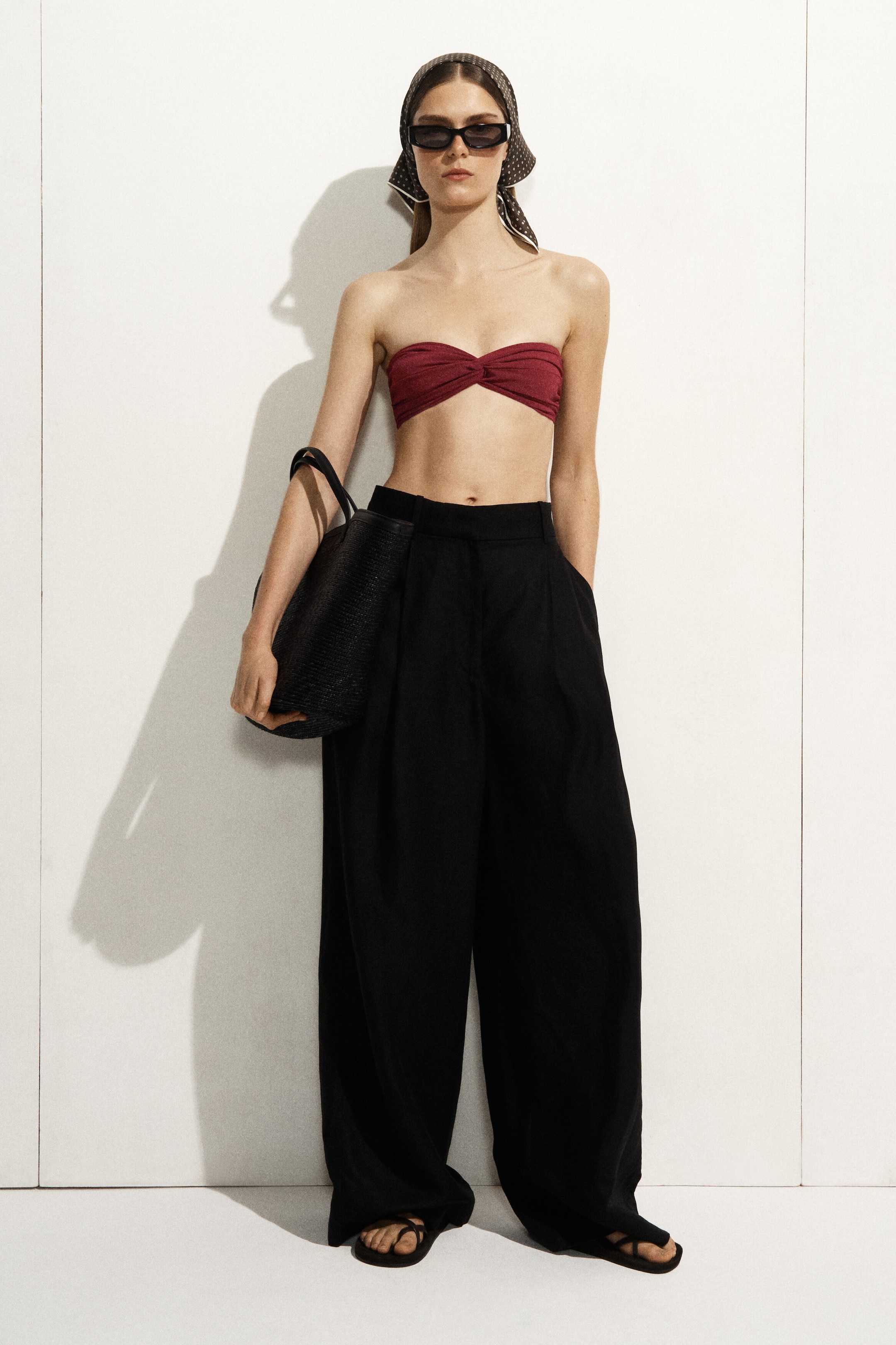 TWISTED TEXTURED BANDEAU BIKINI TOP