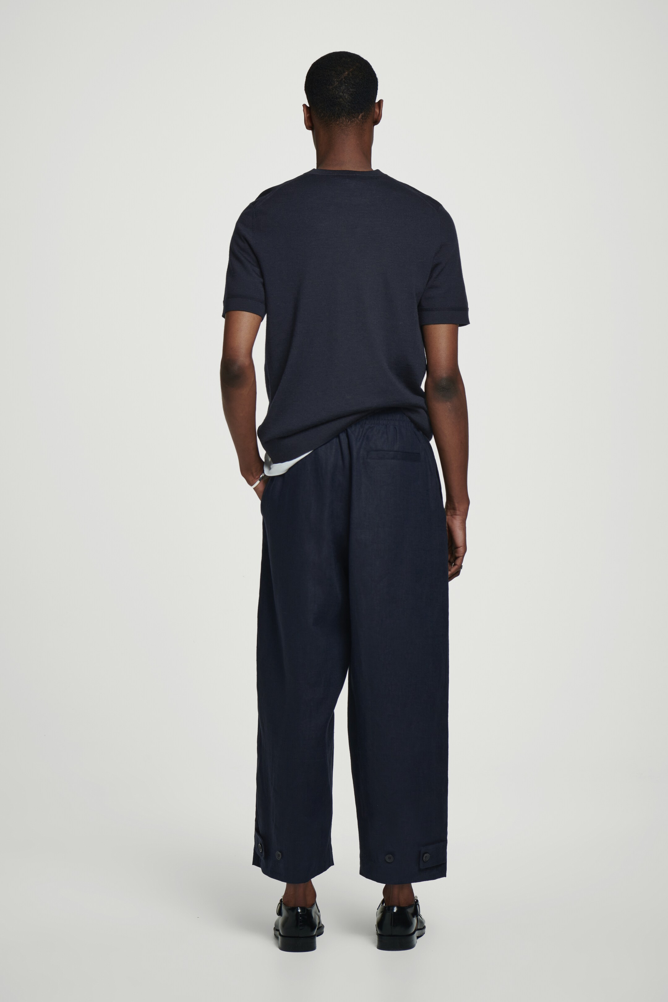 Agrandir l'image: PANTALON LARGE À TAILLE ÉLASTIQUÉE EN LIN - BLEU MARINE - HOMME | H&M CH 4