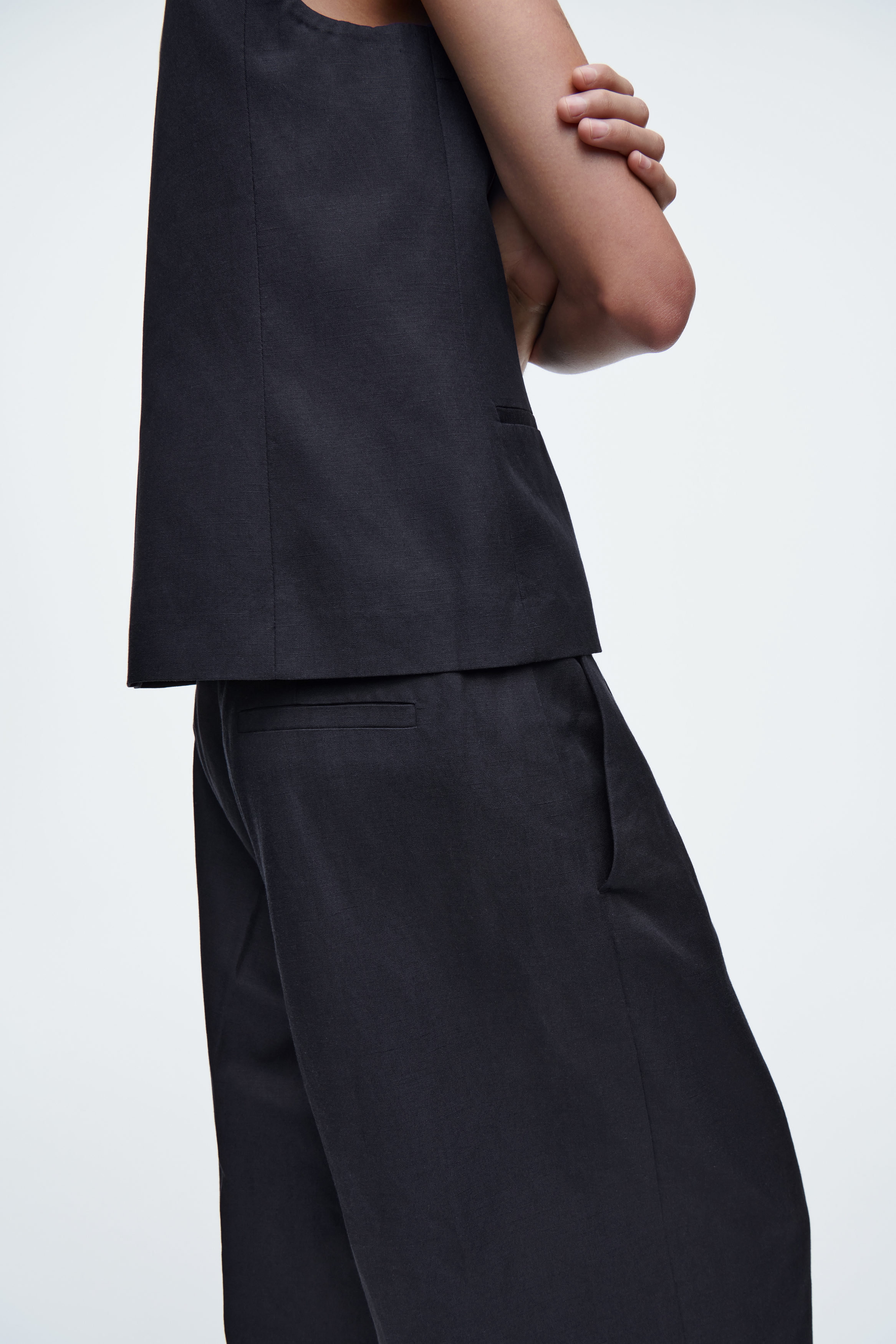 COMFORT LINEN PANTS 2025 - NAVY. サイズM Up to 50% off Cropped Linen Pants for Women Summer 2025