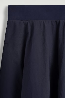 SCULPTED NYLON MIDI SKIRT — NAVY 5