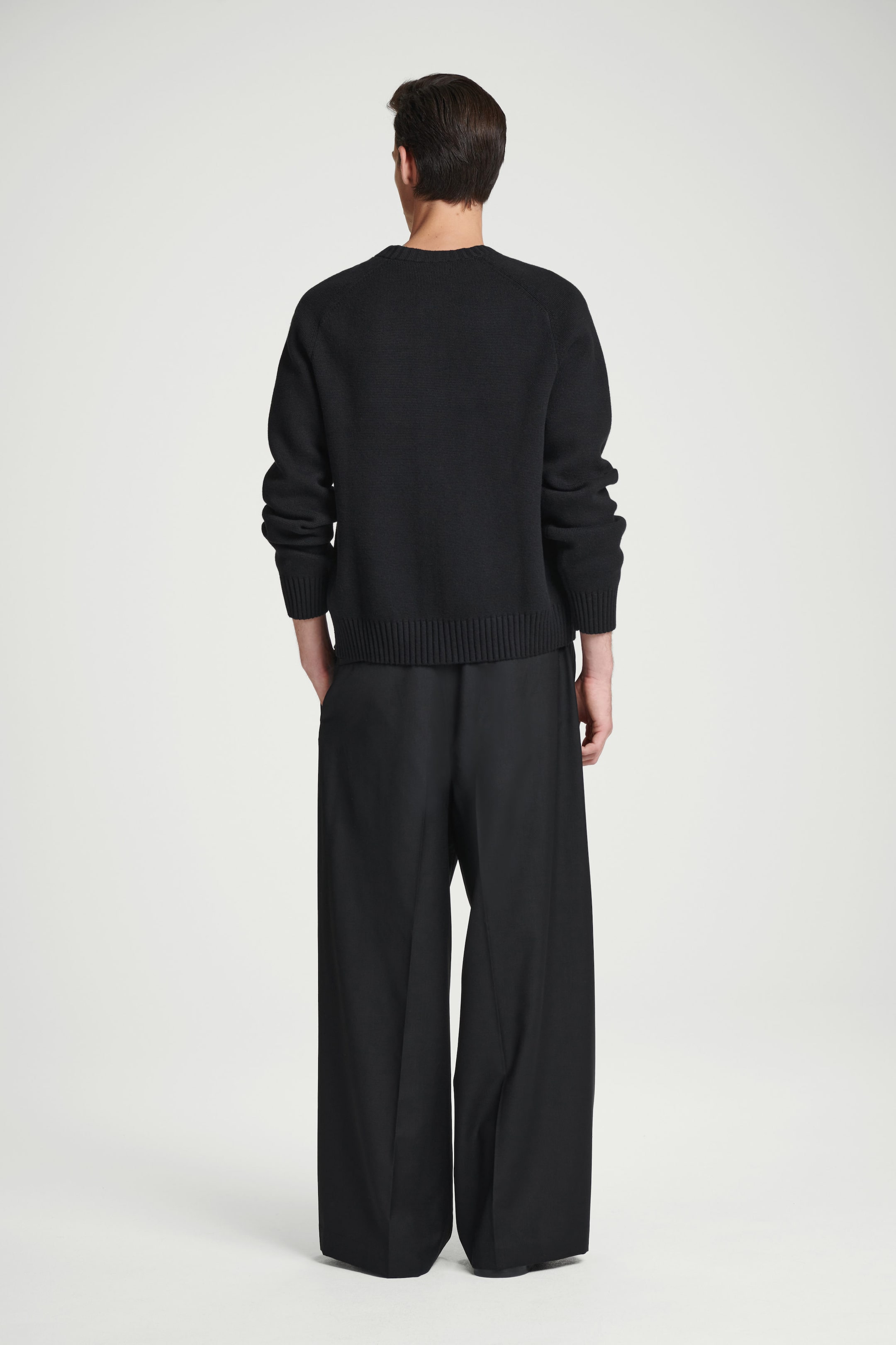 WIDE-LEG PLEATED WOOL TROUSERS - RELAXED