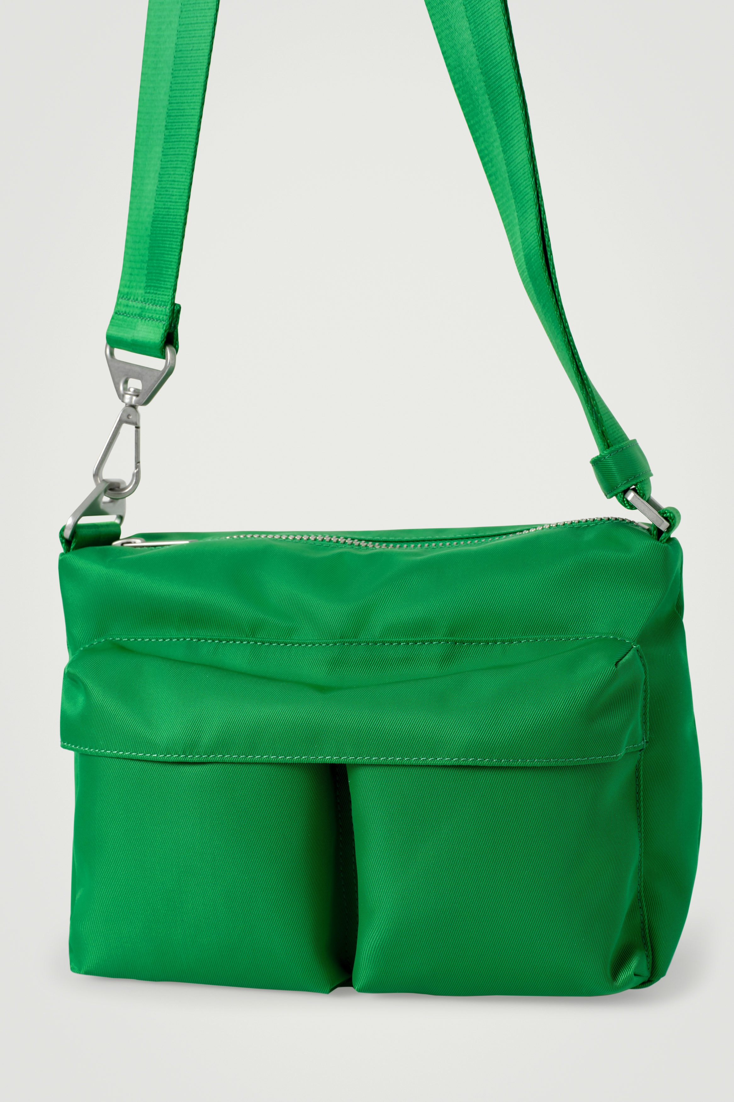 WATER-REPELLENT UTILITY CROSSBODY - NYLON - GREEN | COS