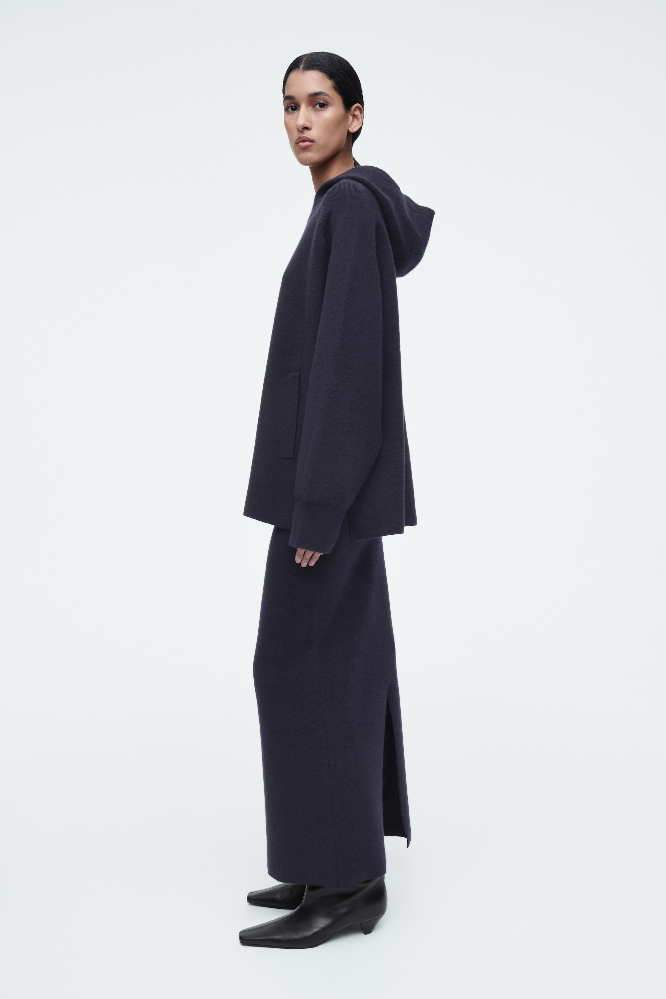 Visualizza immagine più grande: FELPA OVERSIZE IN LANA DOPPIATA CON CAPPUCCIO - BLU NAVY - DONNA | H&M IT 3