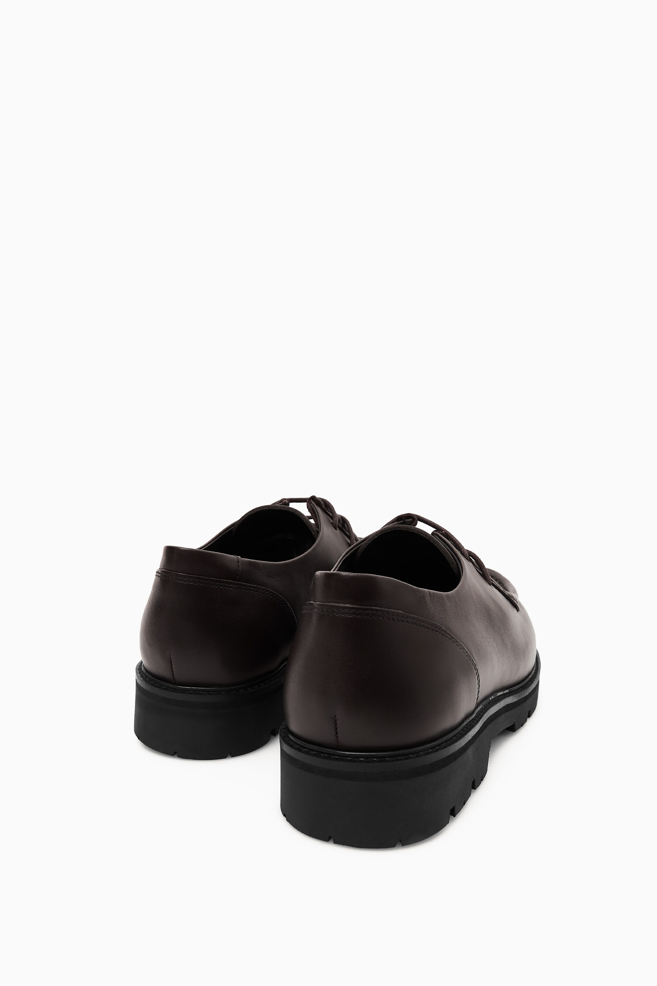 Ingrandisci l'immagine: CHUNKY LEATHER CHUKKA SHOES - DARK BROWN - UOMO | H&M CH 3