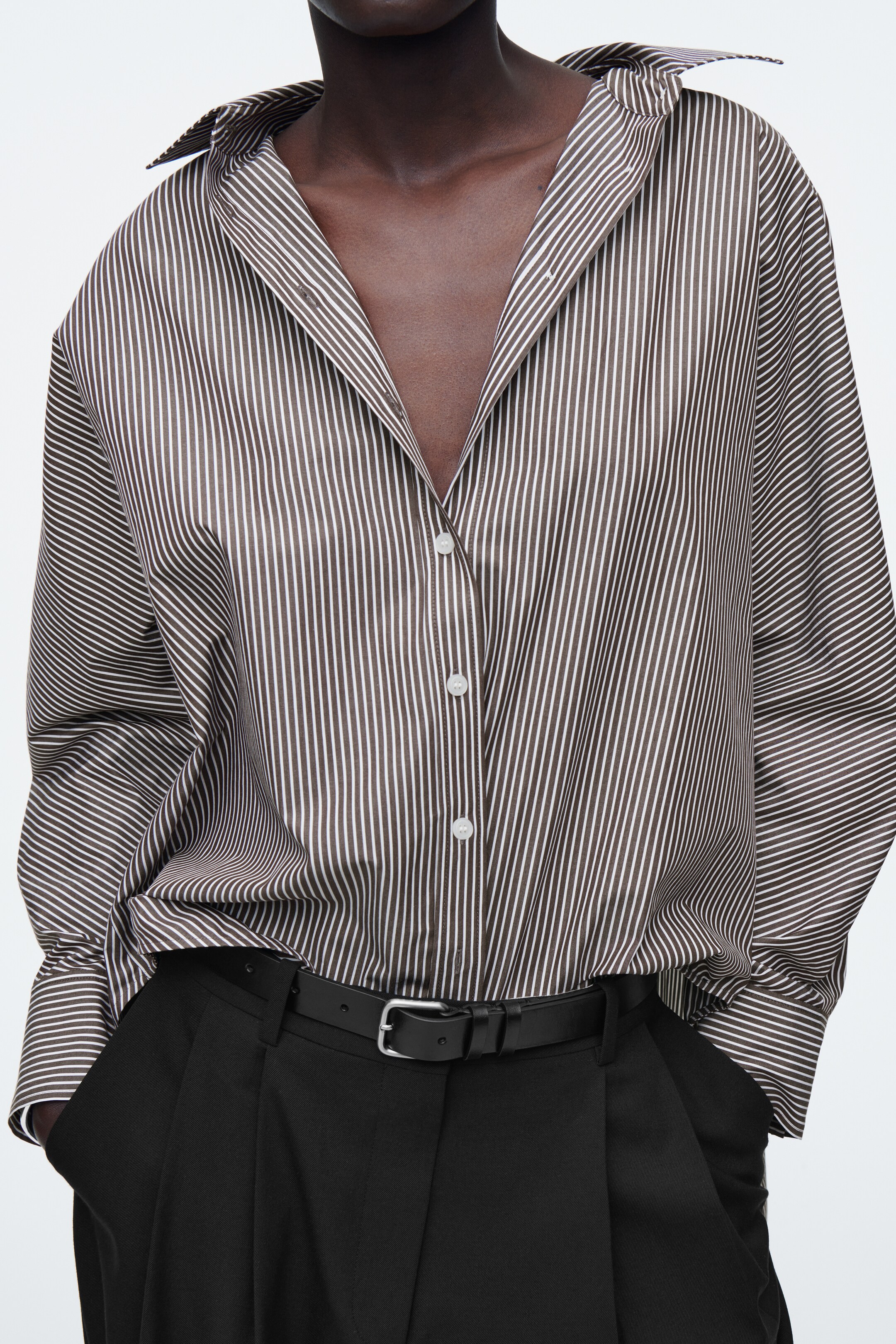 Agrandir l'image: CHEMISE DÉCONTRACTÉE EN COTON - BRUN / BLANC / RAYURES - FEMME | H&M FR 3