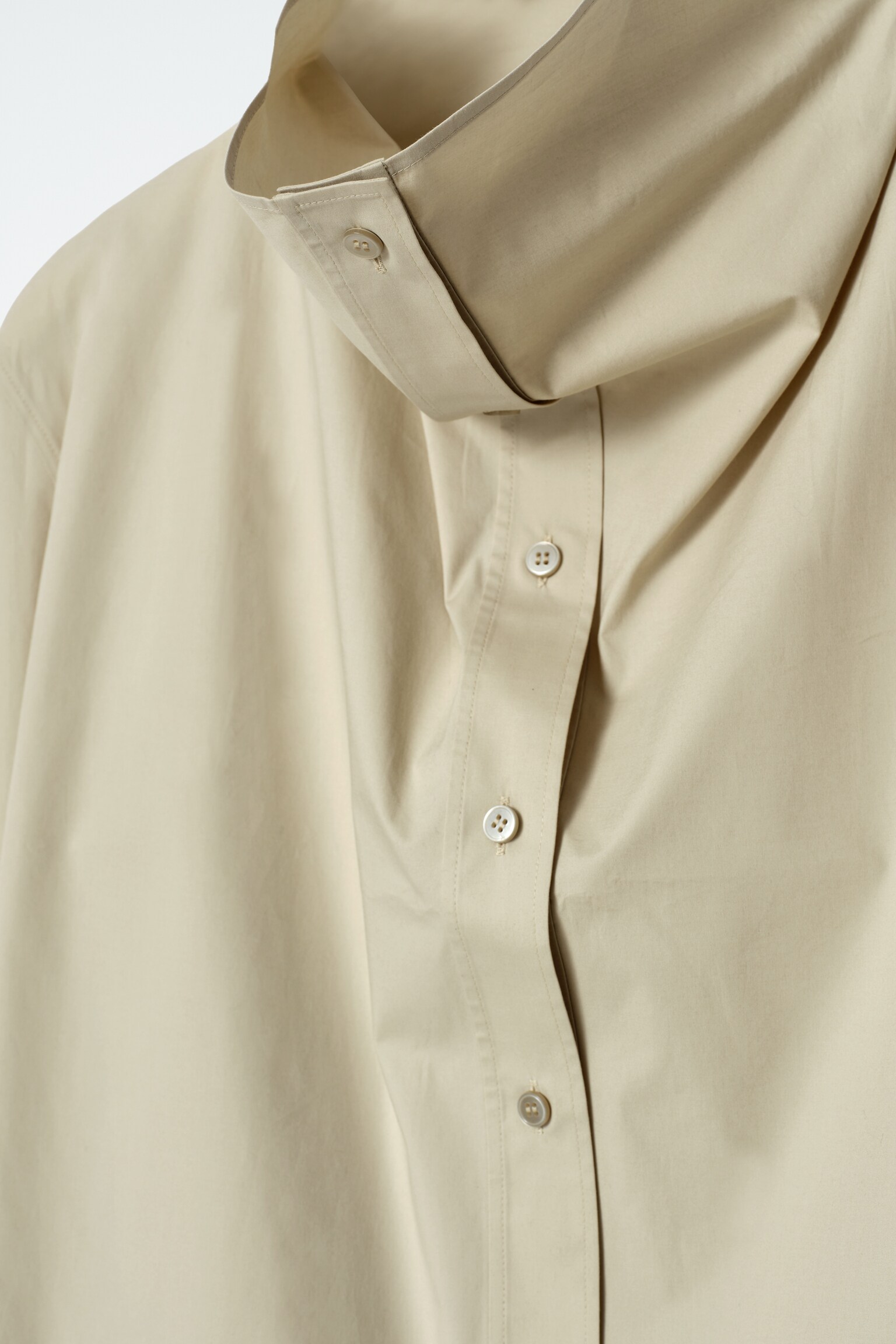 CAMISA CUELLO DE EMBUDO RELAXED FIT - CAQUI - 5