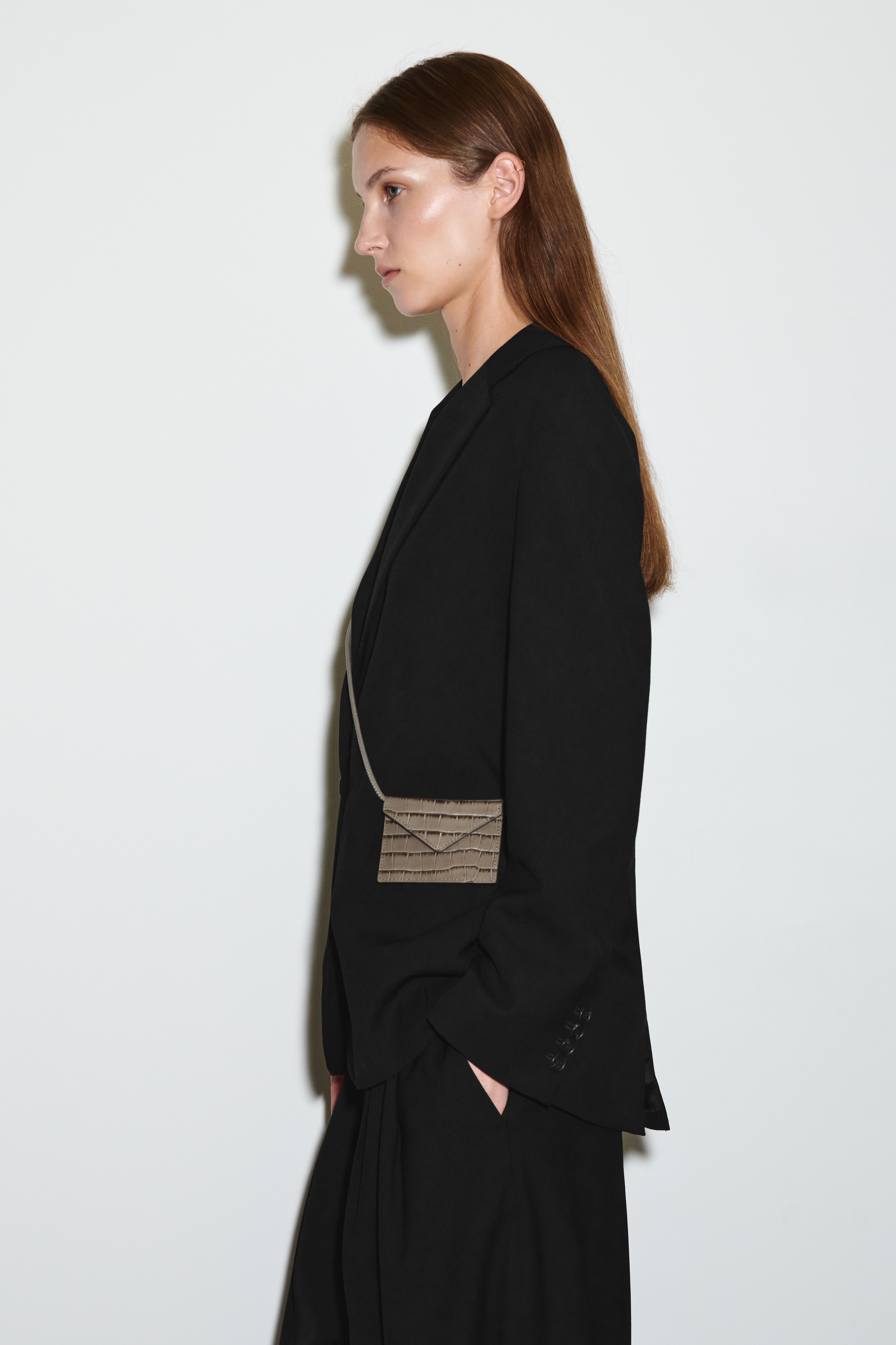 KROKÓMINTÁS BŐR KÁRTYATARTÓ - BÉZS/BROWN