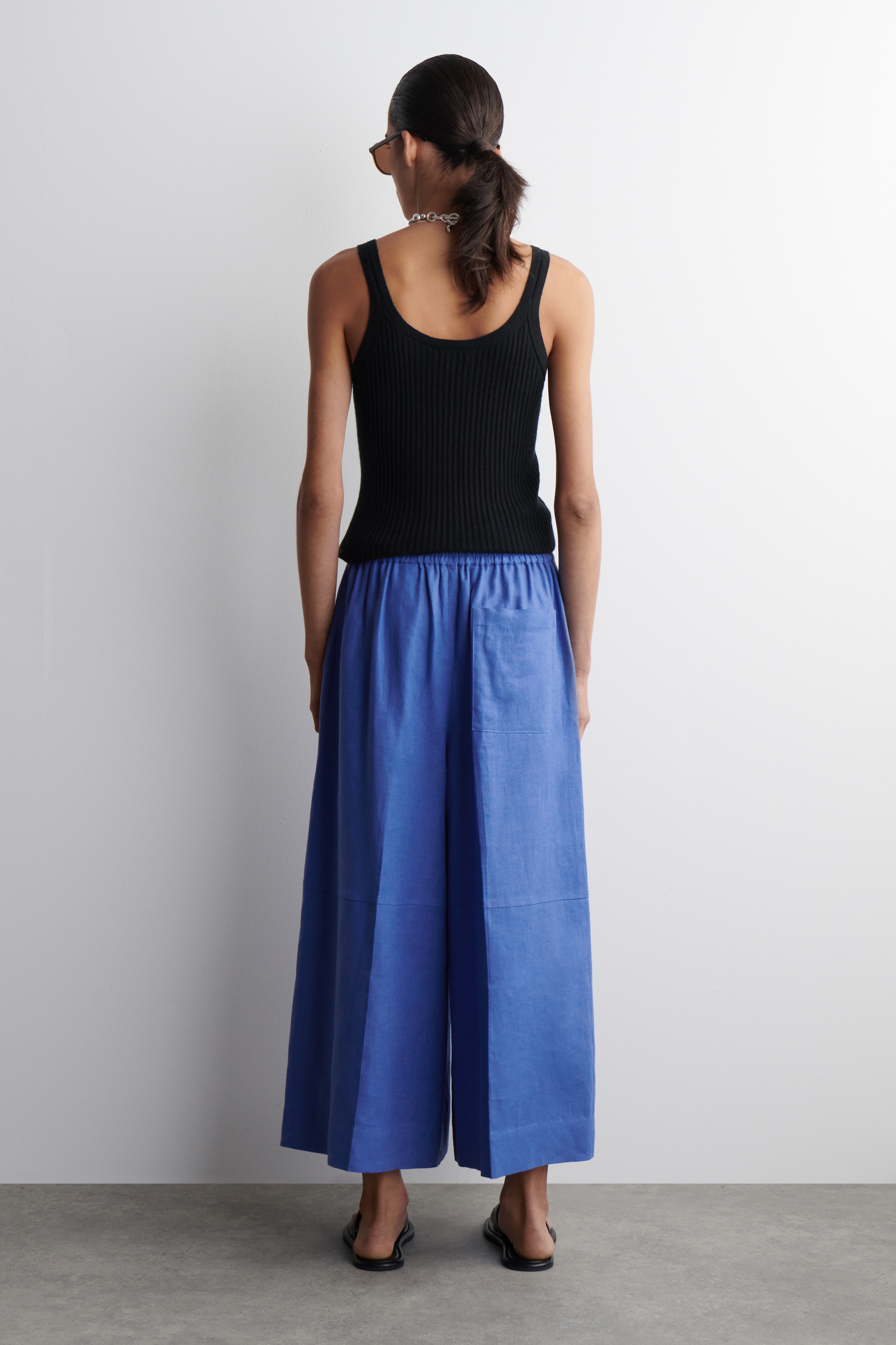 Ver imagen más grande: PANTALÓN PALAZZO DE LINO - AZUL - MUJER | H&M ES 4