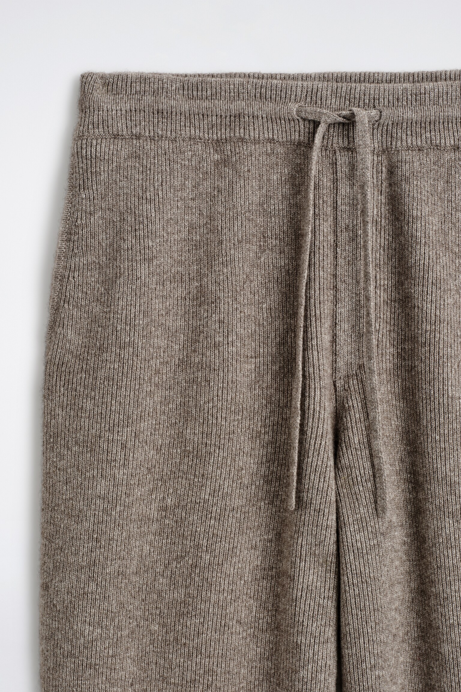 KNITTED MERINO-YAK JOGGERS - MELERET BEIGE - 5