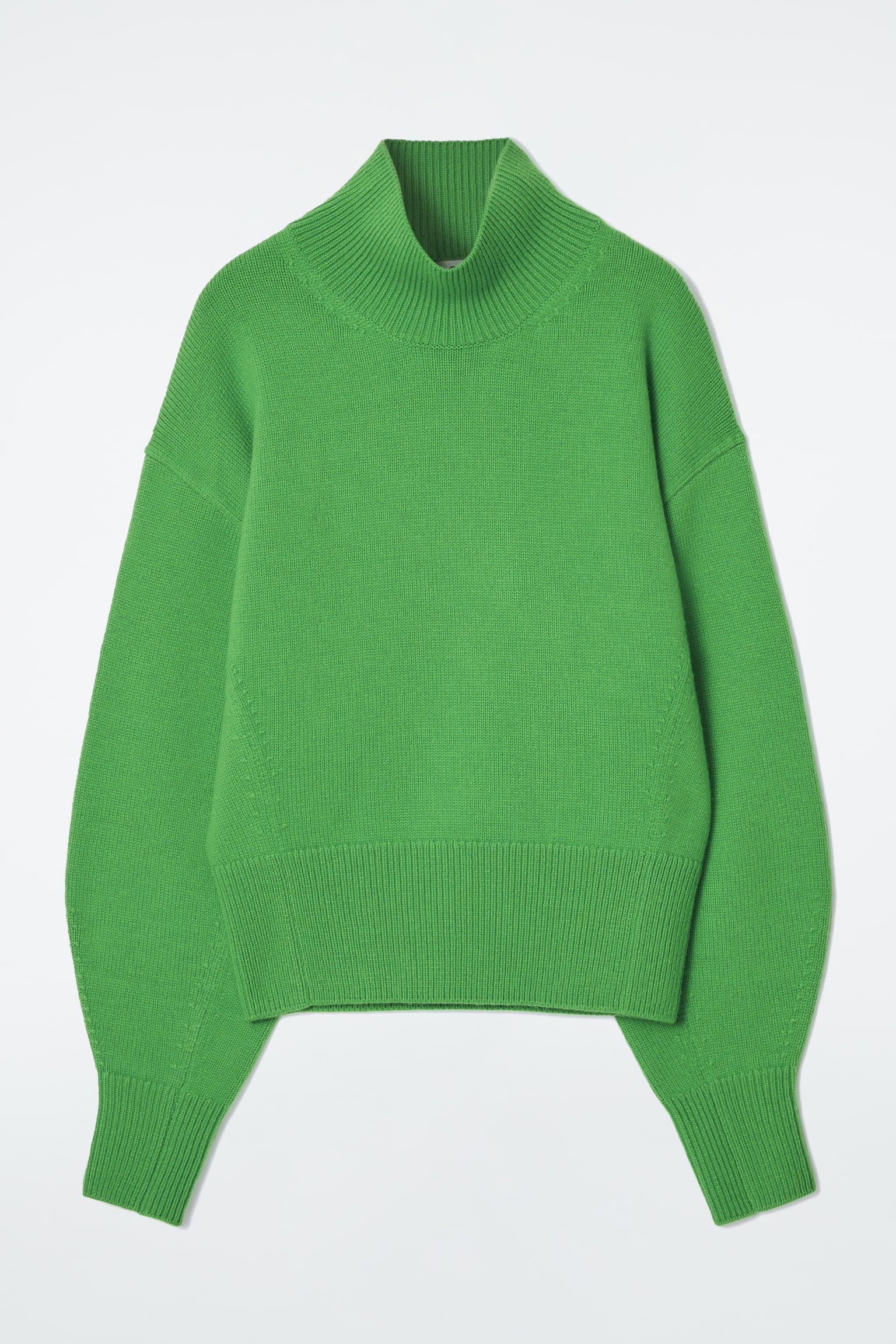 PULL CINTRÉ COL CHEMINÉE LAINE - VERT
