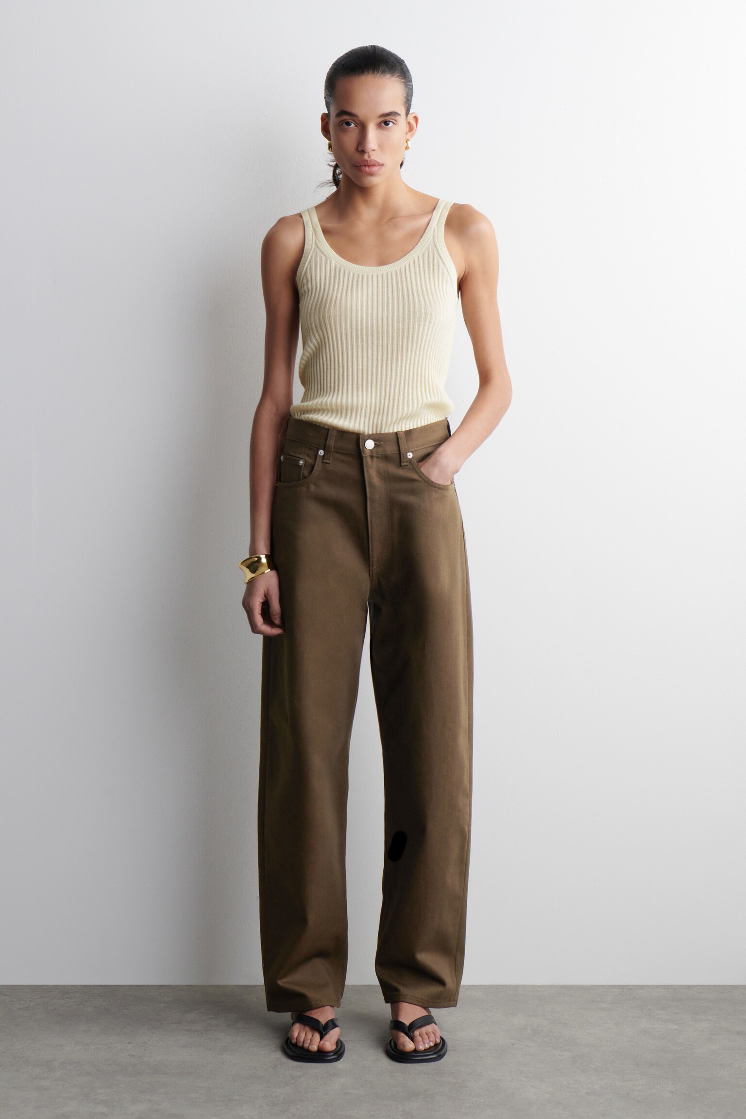 BAY BARREL-LEG JEANS - BROWN/BLACK/DARK BLUE/LIGHT PINK/BLUE