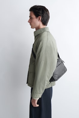 CLASSIC CROSSBODY BAG - LEATHER — BLACK 3