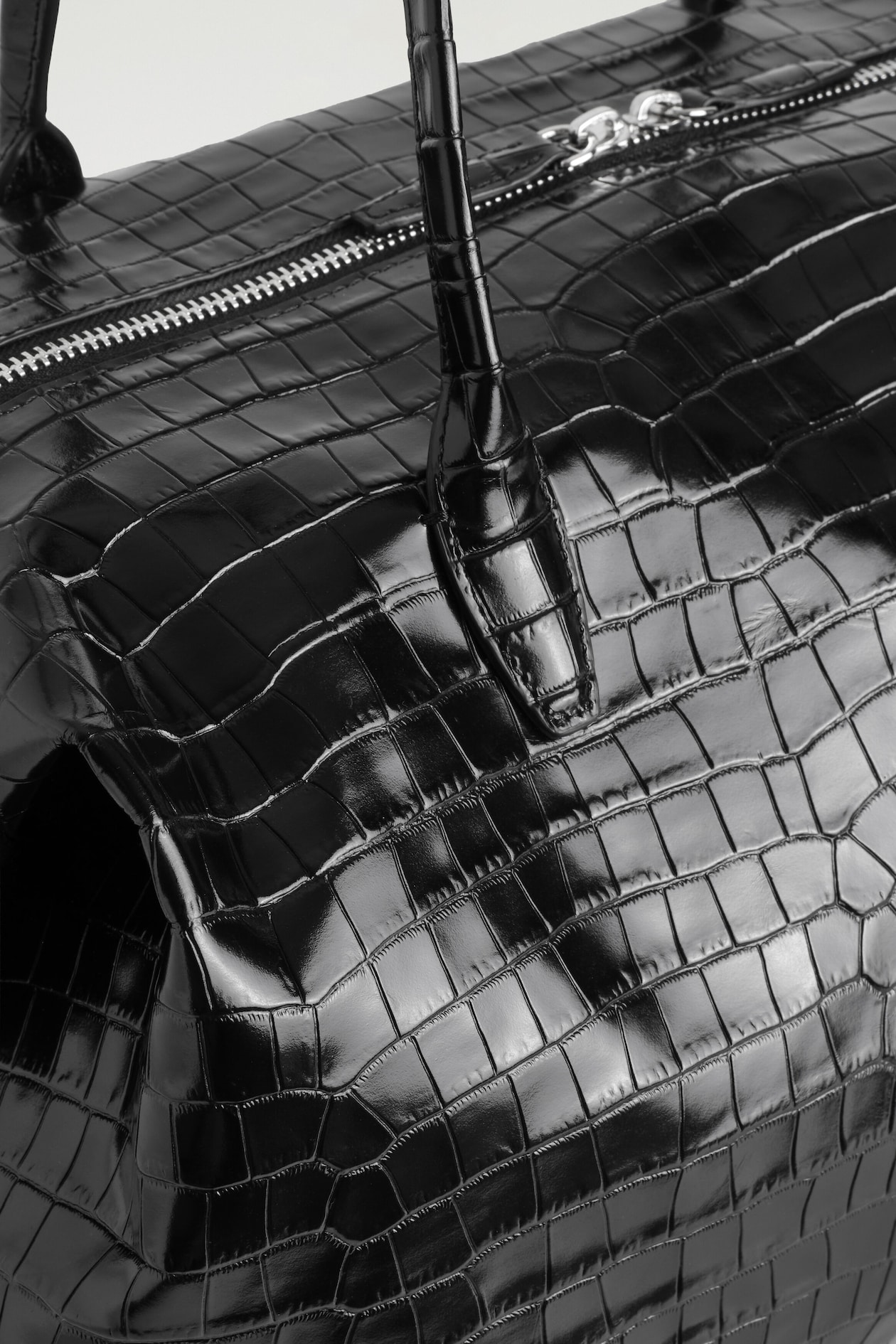 MONTMARTRE BOWLING BAG - CROC-EFFECT LEATHER — BLACK / CROC EFFECT