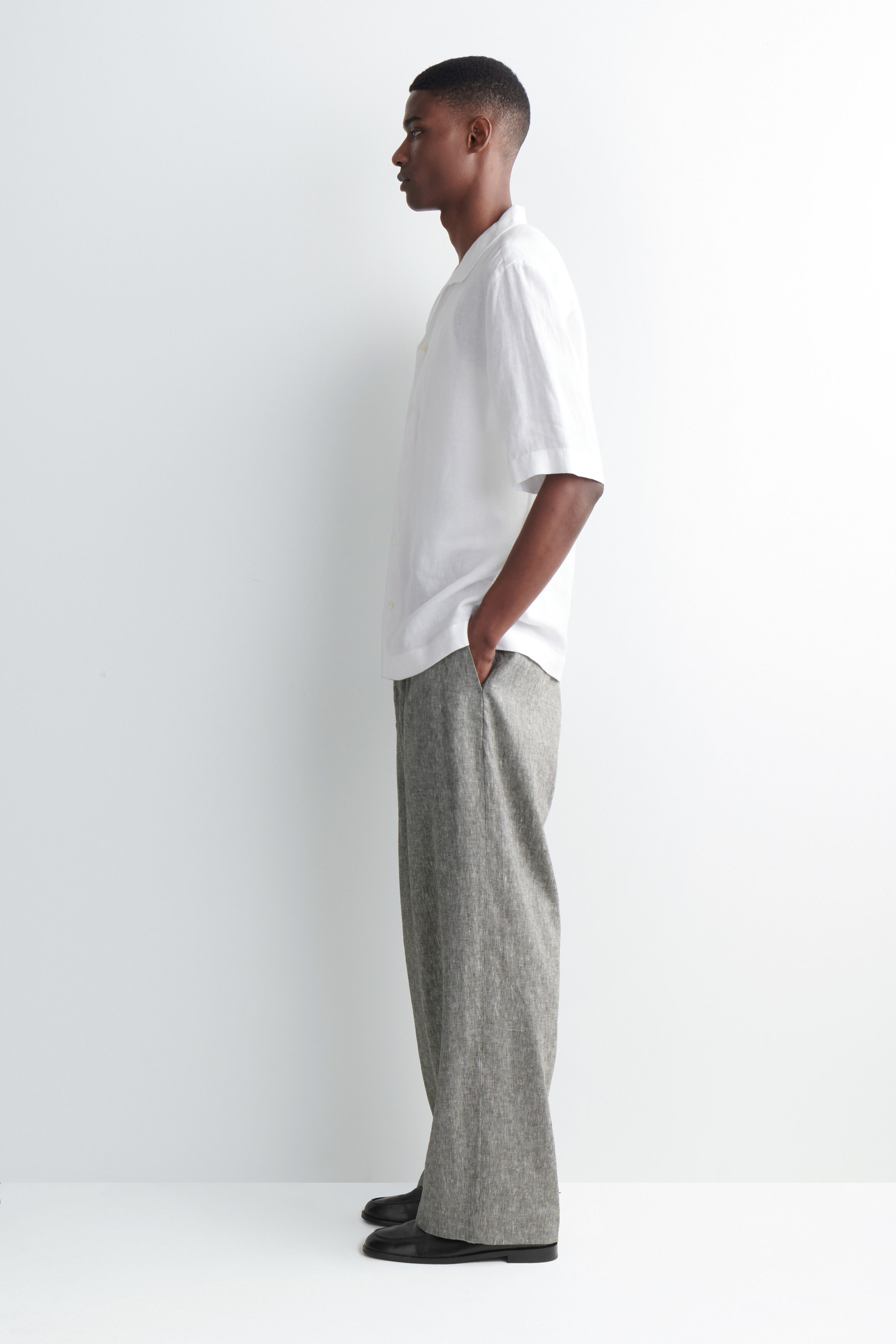 CAMP-COLLAR SHORT-SLEEVED LINEN SHIRT - WHITE | COS GB