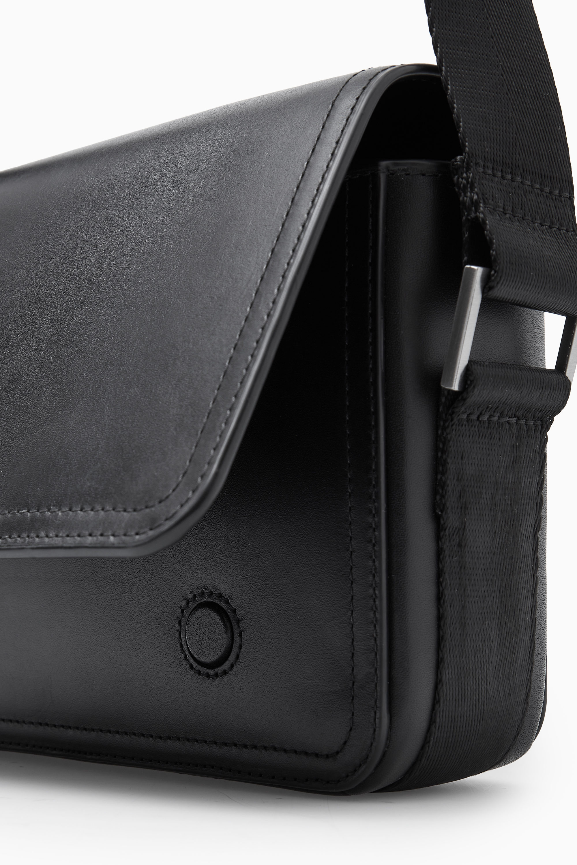 【COS】 Leather Crossbody Bag Black COS Leather Structured Crossbody | endource