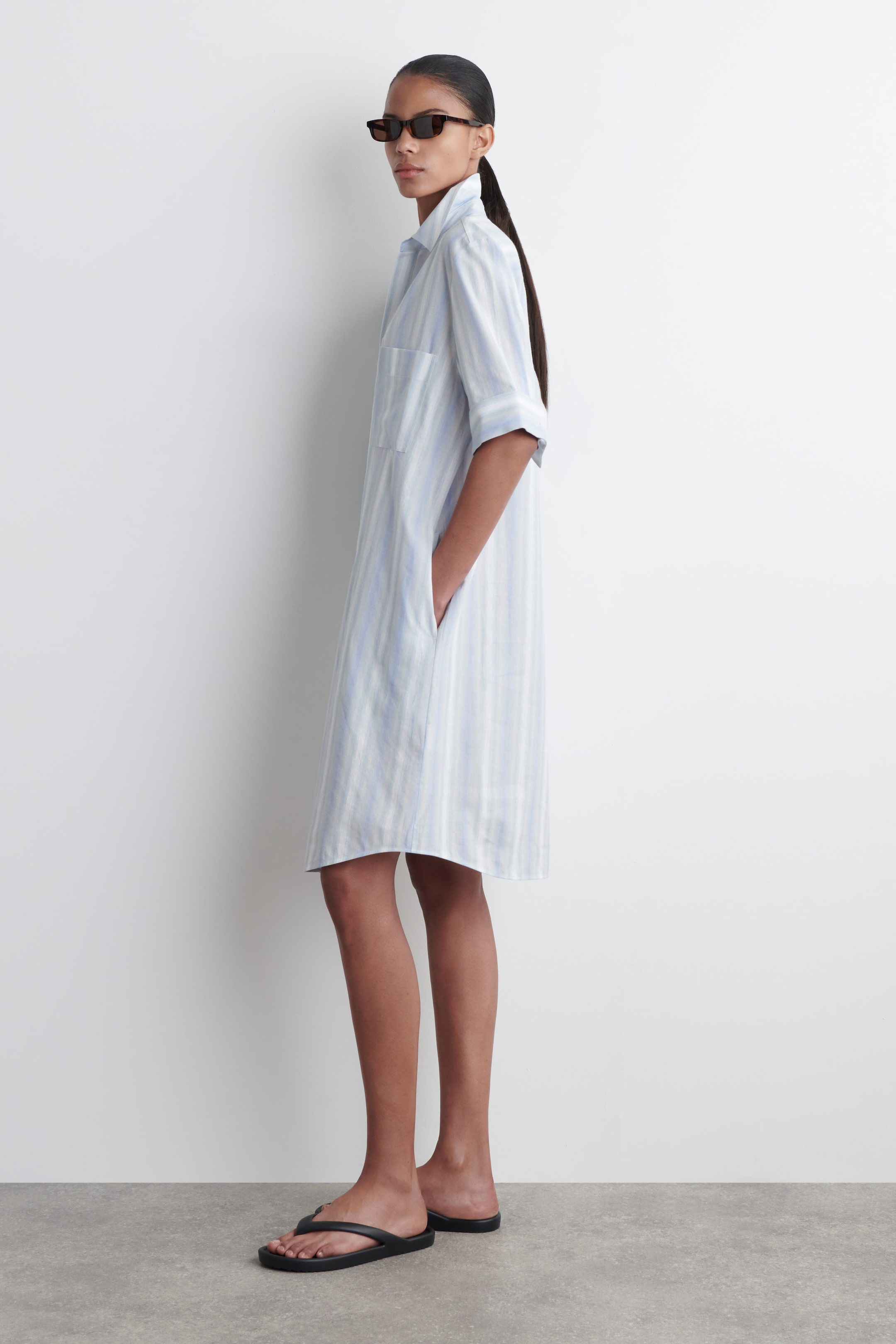 STRIPED SHORTSLEEVED SHIRT DRESS