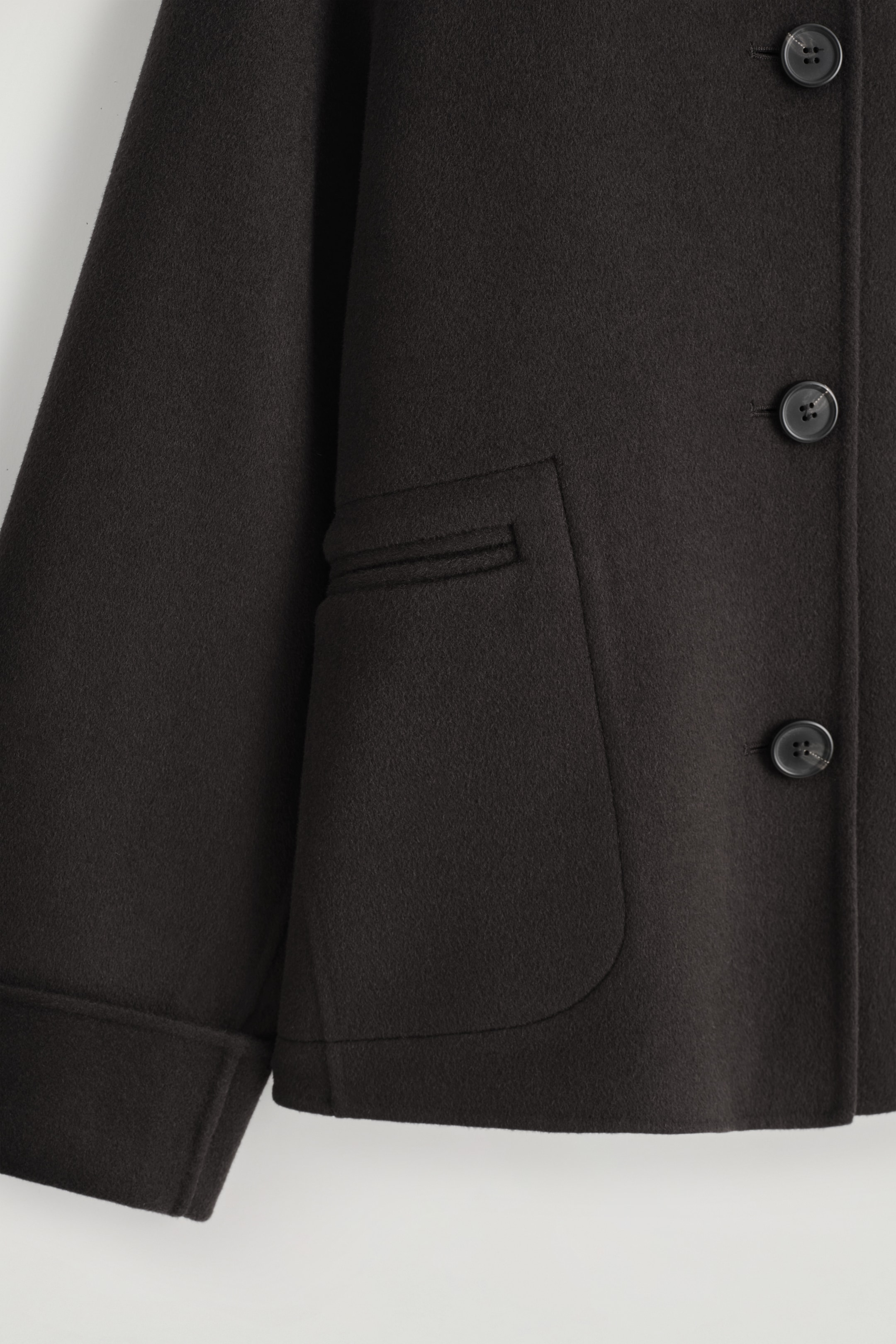 Grösseres Bild ansehen: KURZJACKE AUS DOUBLEFACE-WOLLE - DUNKELBRAUN - DAMEN | H&M CH 7