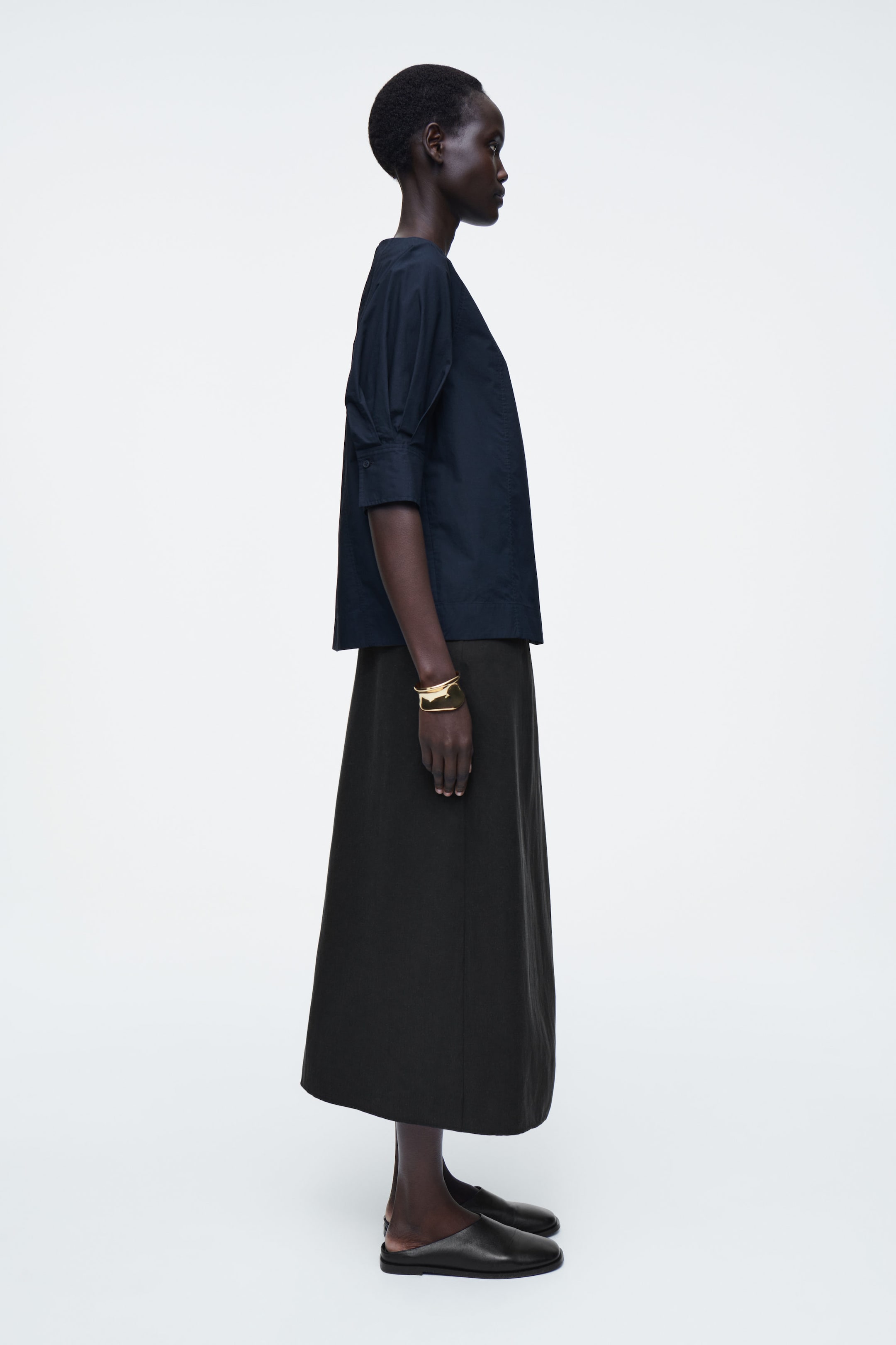 VOLUMINOUS BOAT-NECK COTTON BLOUSE
