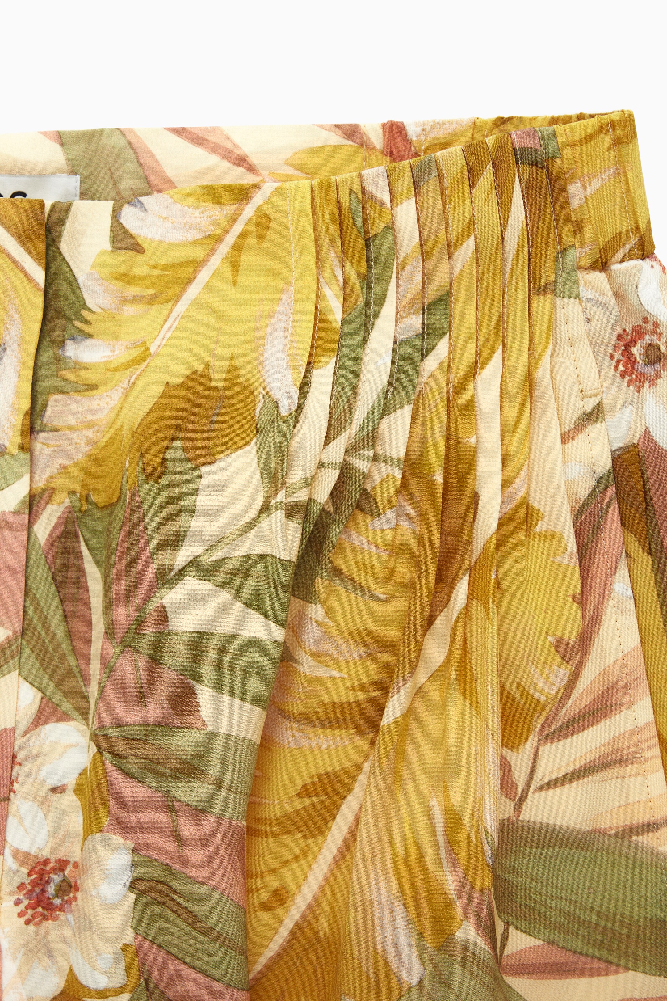 Ingrandisci l'immagine: FLORAL-PRINT SILK SHORTS - YELLOW / GREEN / FLORAL PRINT - DONNA | H&M CH 2