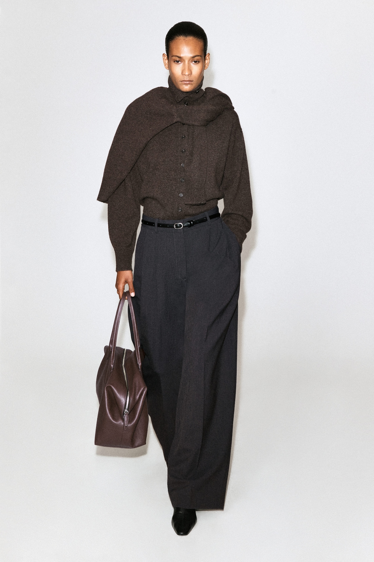 SCULPTED PURE CASHMERE MOCK-NECK CARDIGAN — BROWN MÉLANGE