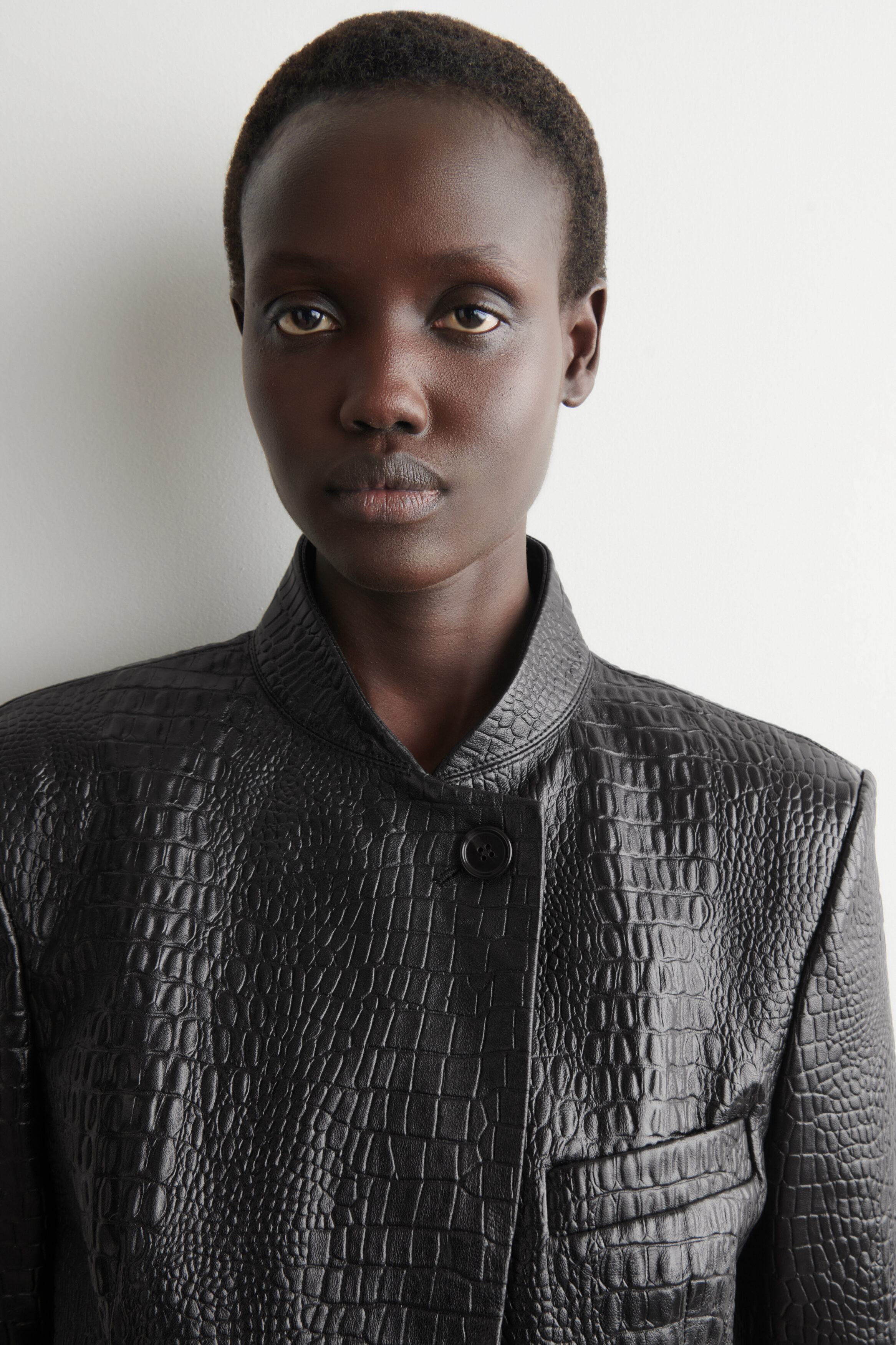 CROPPED CROC-EFFECT LEATHER BLAZER - BLACK | COS GB