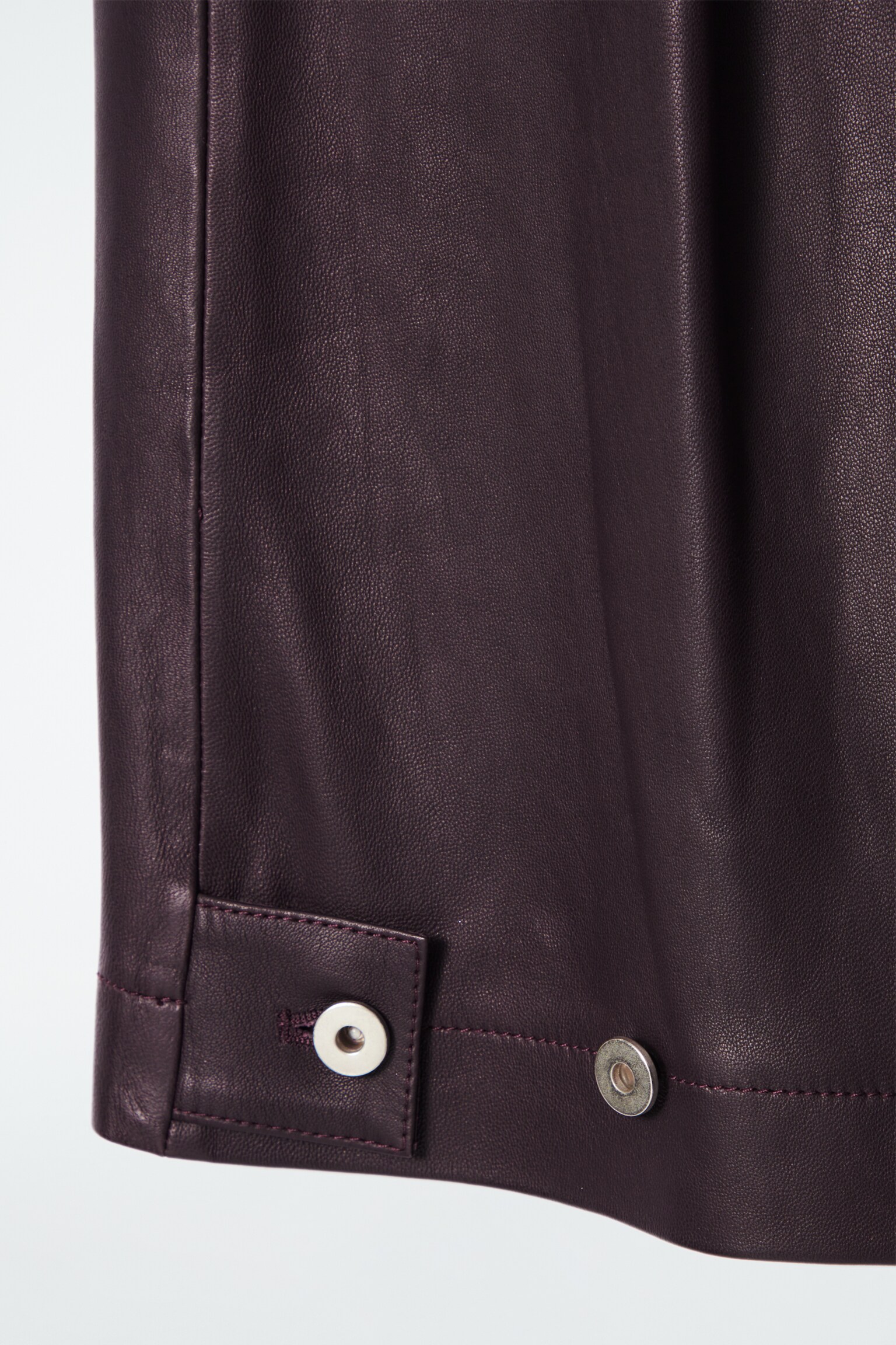 LEATHER BARREL-LEG UTILITY TROUSERS - BORDEAUX/BLACK - 2