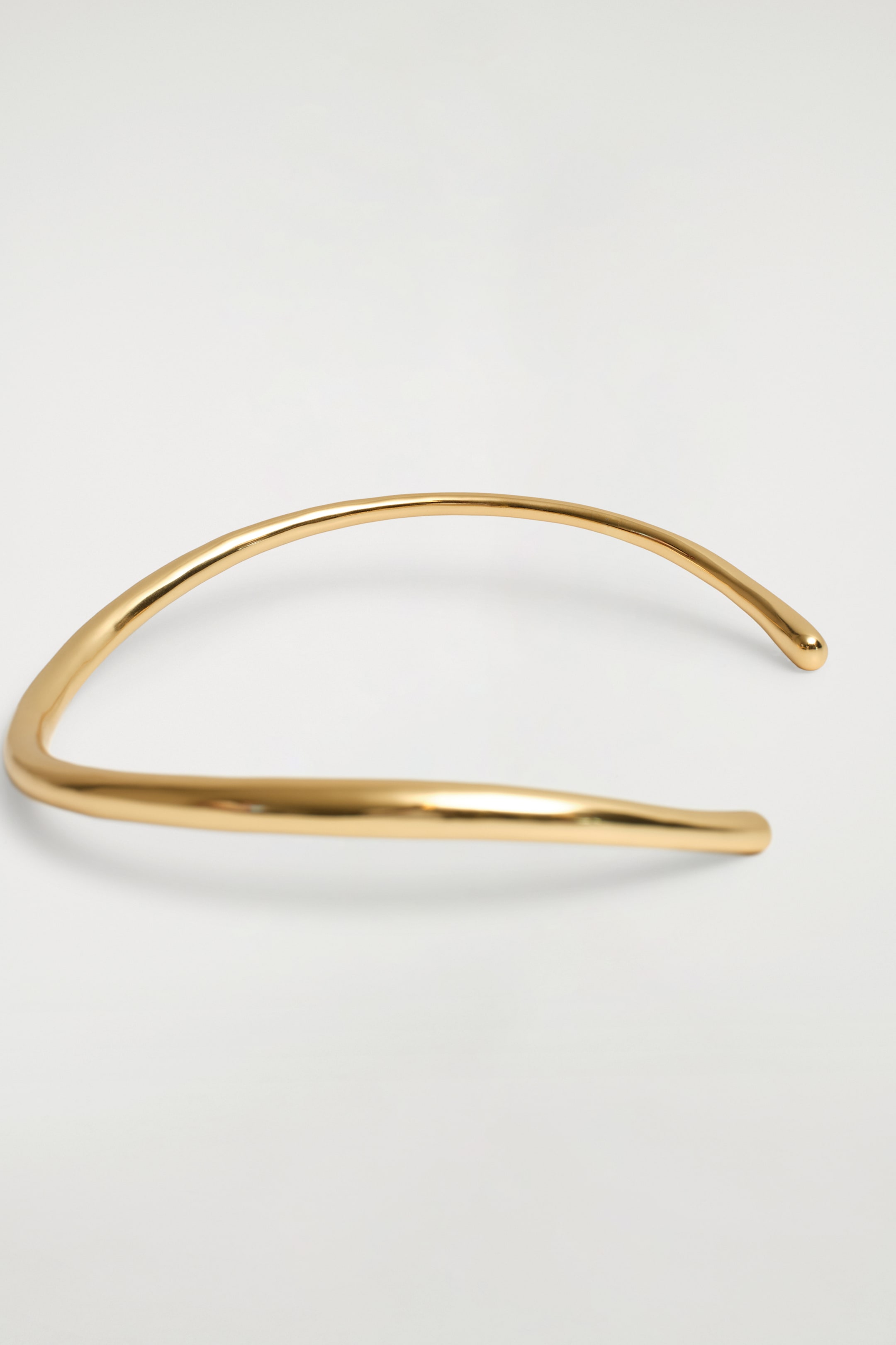 View larger image: CURVED CUFF NECKLACE - GOLD - Ladies | H&M GB 3