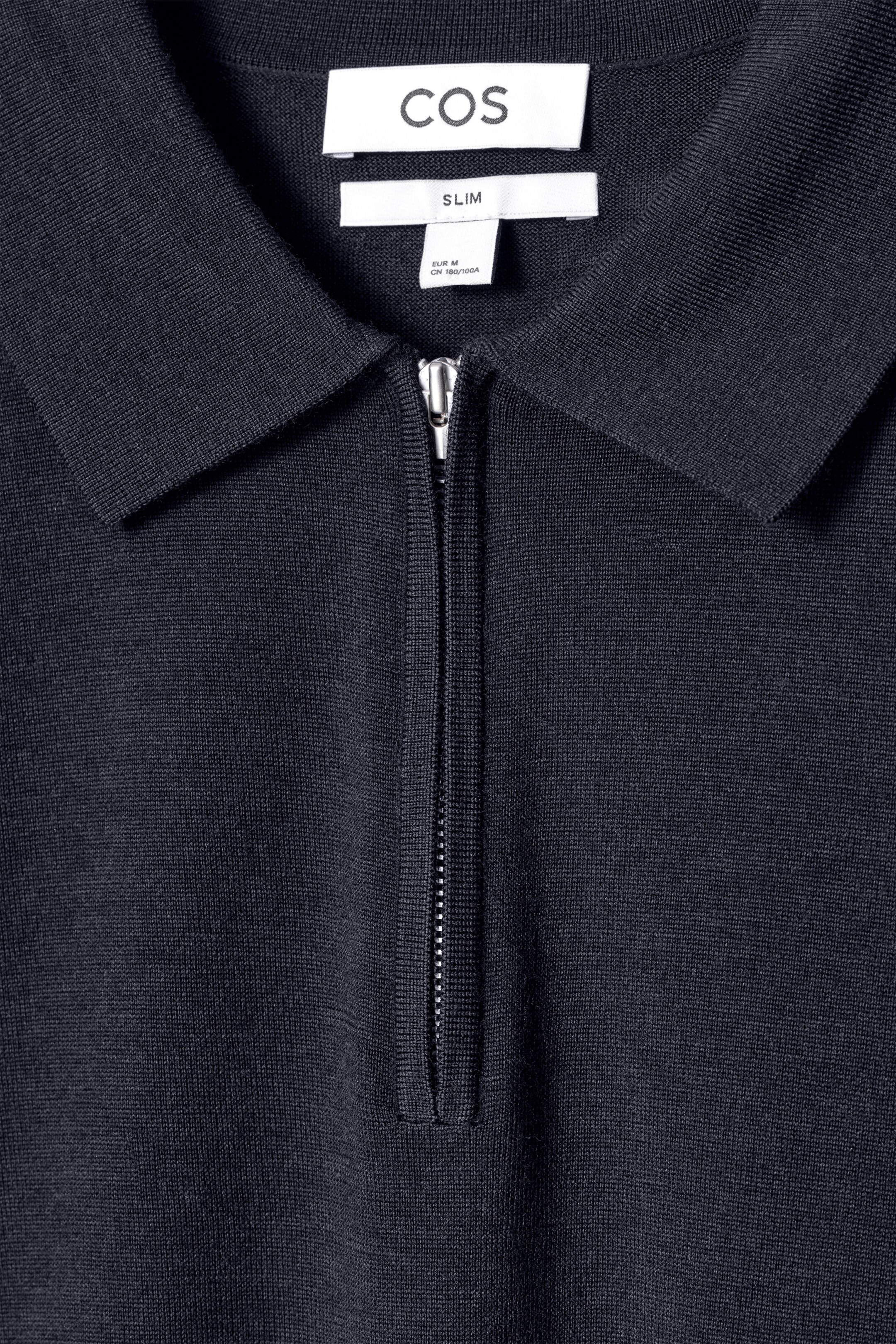 Visa större bild: TRÖJA I MERINOULL MED KORT DRAGKEDJA - MARINBLÅ - HERR | H&M SE 7